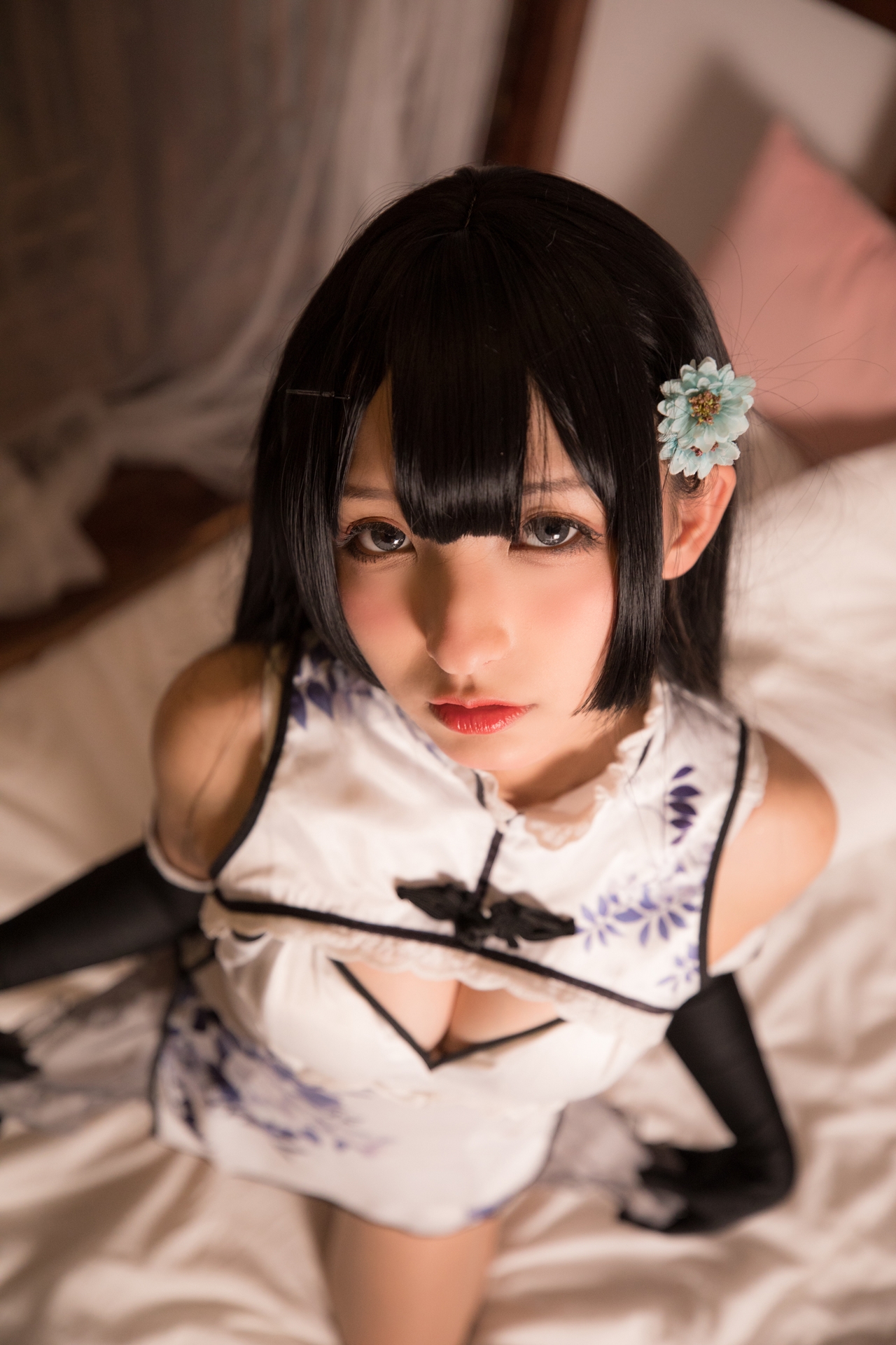 妩媚加身神楽坂真冬御姐儿艳娘幻梦谭系列瓶儿Cosplay 好看的黑色长发超短裙青花旗袍绝绝子肉丝修长美腿纯欲妹子