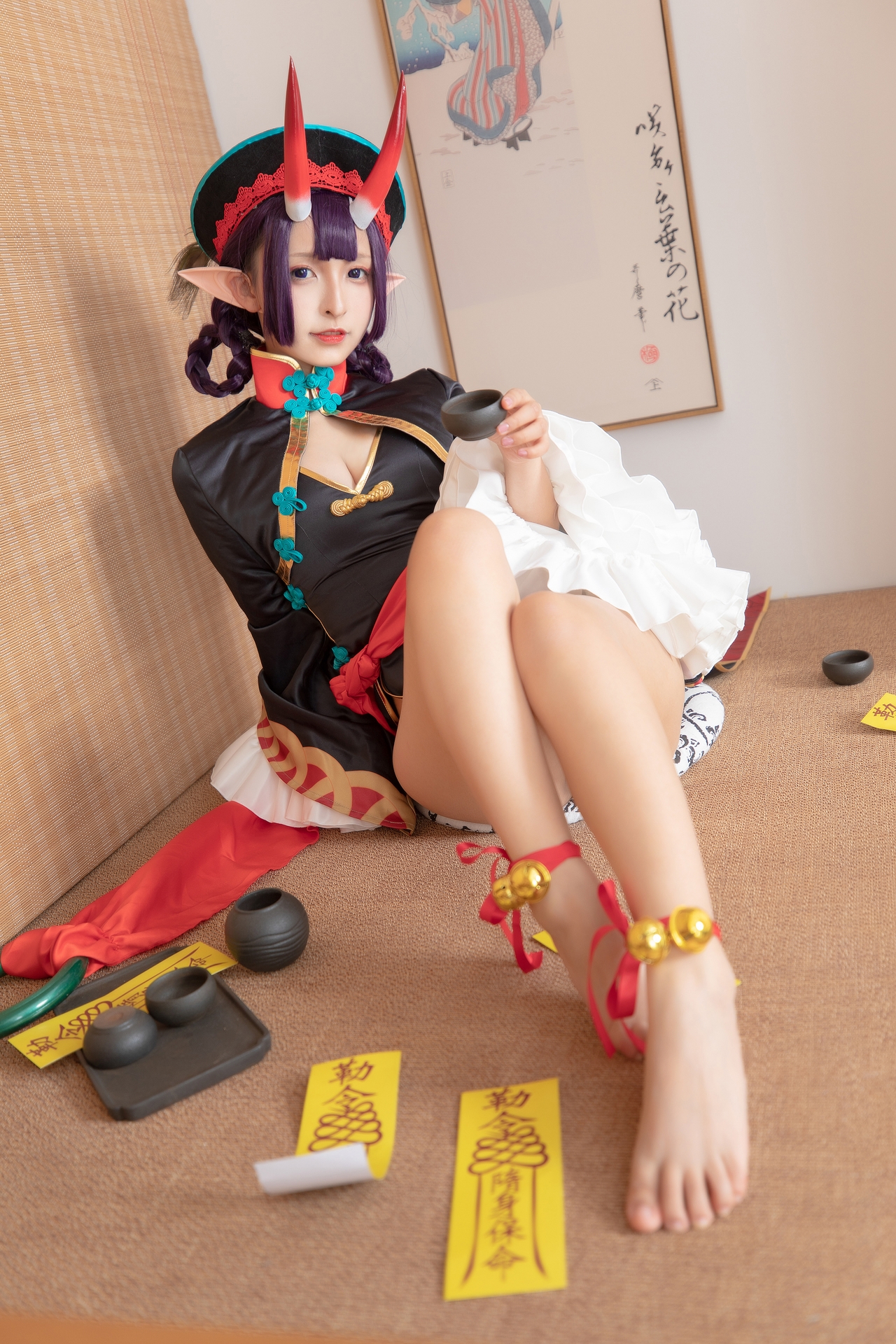 神楽坂真冬美少女果実の酒気果脚酒吞Cosplay 好看的可爱软萌系软妹子僵尸超短裙修长大白腿一符定你心