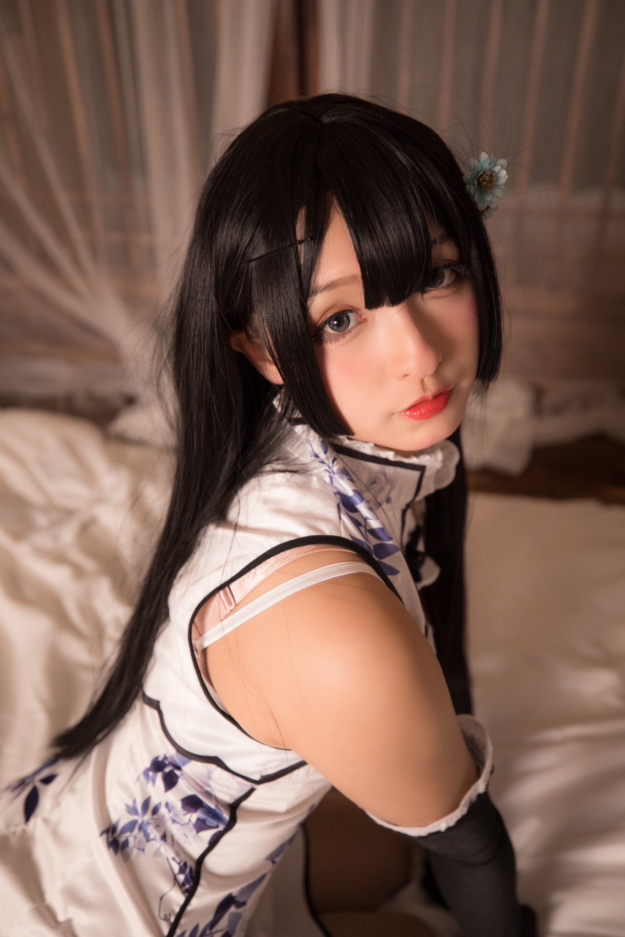 妩媚加身神楽坂真冬御姐儿艳娘幻梦谭系列瓶儿Cosplay 好看的黑色长发超短裙青花旗袍绝绝子肉丝修长美腿纯欲妹子