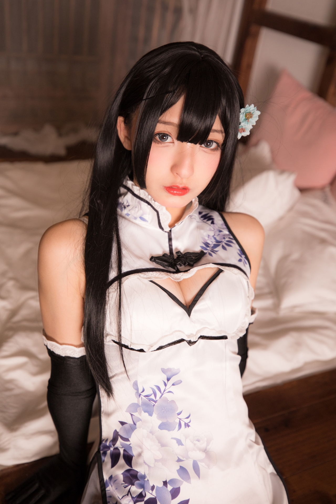 妩媚加身神楽坂真冬御姐儿艳娘幻梦谭系列瓶儿Cosplay 好看的黑色长发超短裙青花旗袍绝绝子肉丝修长美腿纯欲妹子