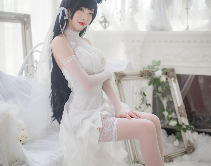 气质妹子清水由乃爱宕婚纱Cosplay 唯美清新美少女白色连衣裙黑耳朵白丝婚纱美腿诱惑美女图