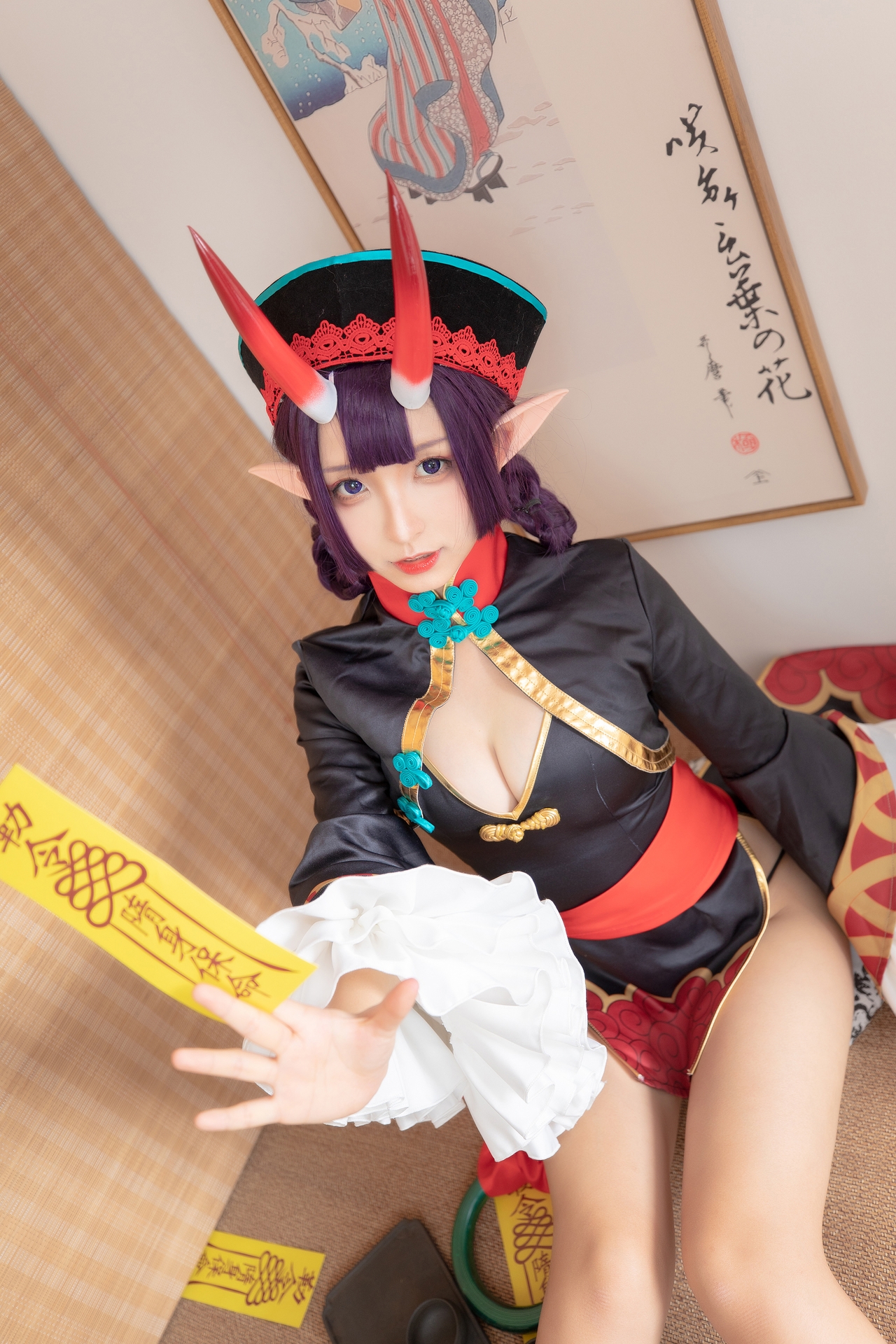 神楽坂真冬美少女果実の酒気果脚酒吞Cosplay 好看的可爱软萌系软妹子僵尸超短裙修长大白腿一符定你心