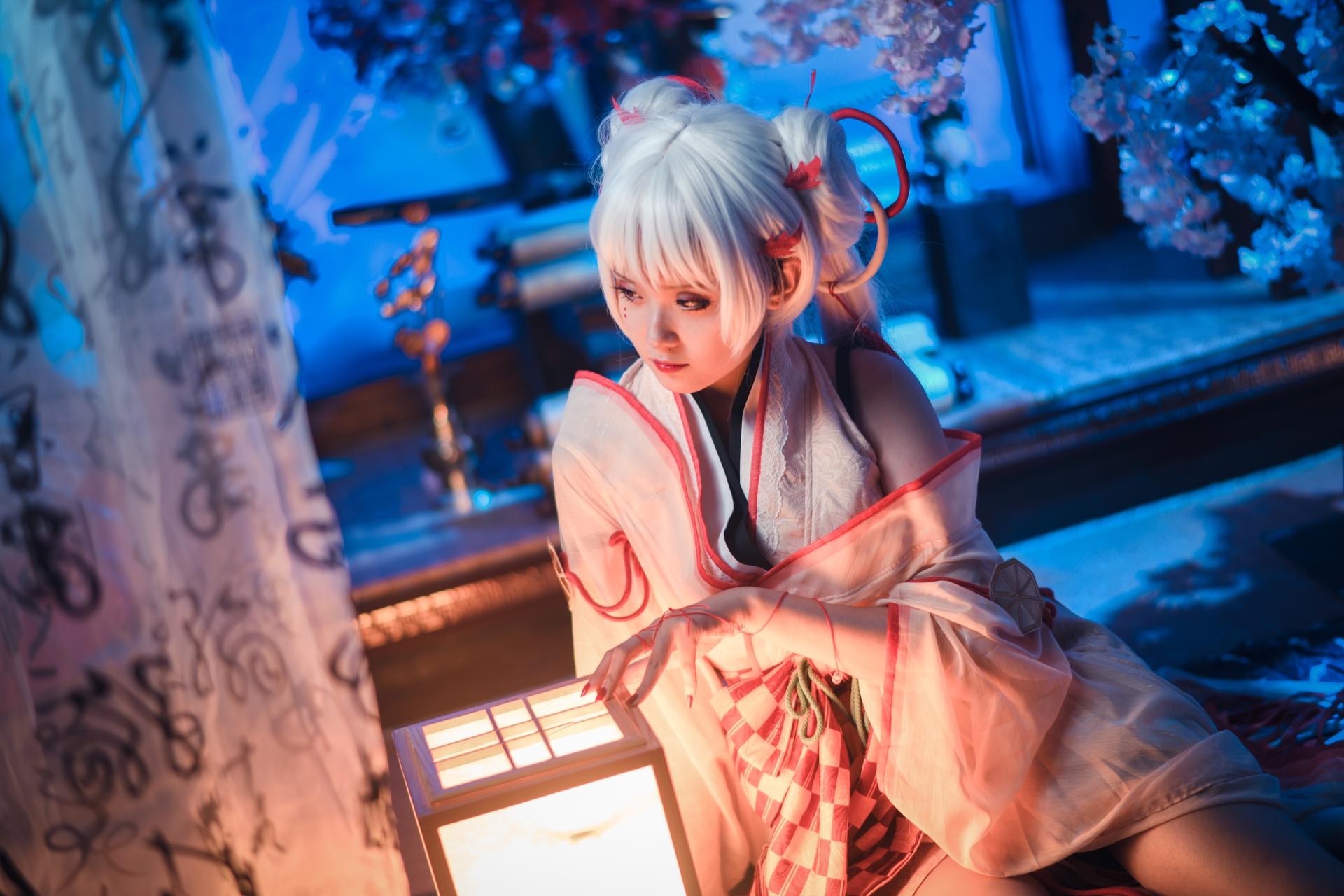 秋楚楚气质妹子古风不知火Cosplay 唯美清新美少女白发汉服露腿写真