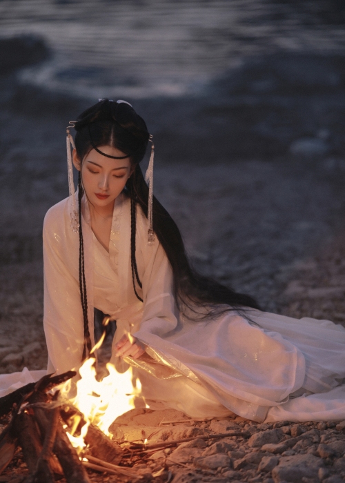 白炳煌 唯美清新汉服美少女 古风长萧水中影气质妹子美女艺术写真