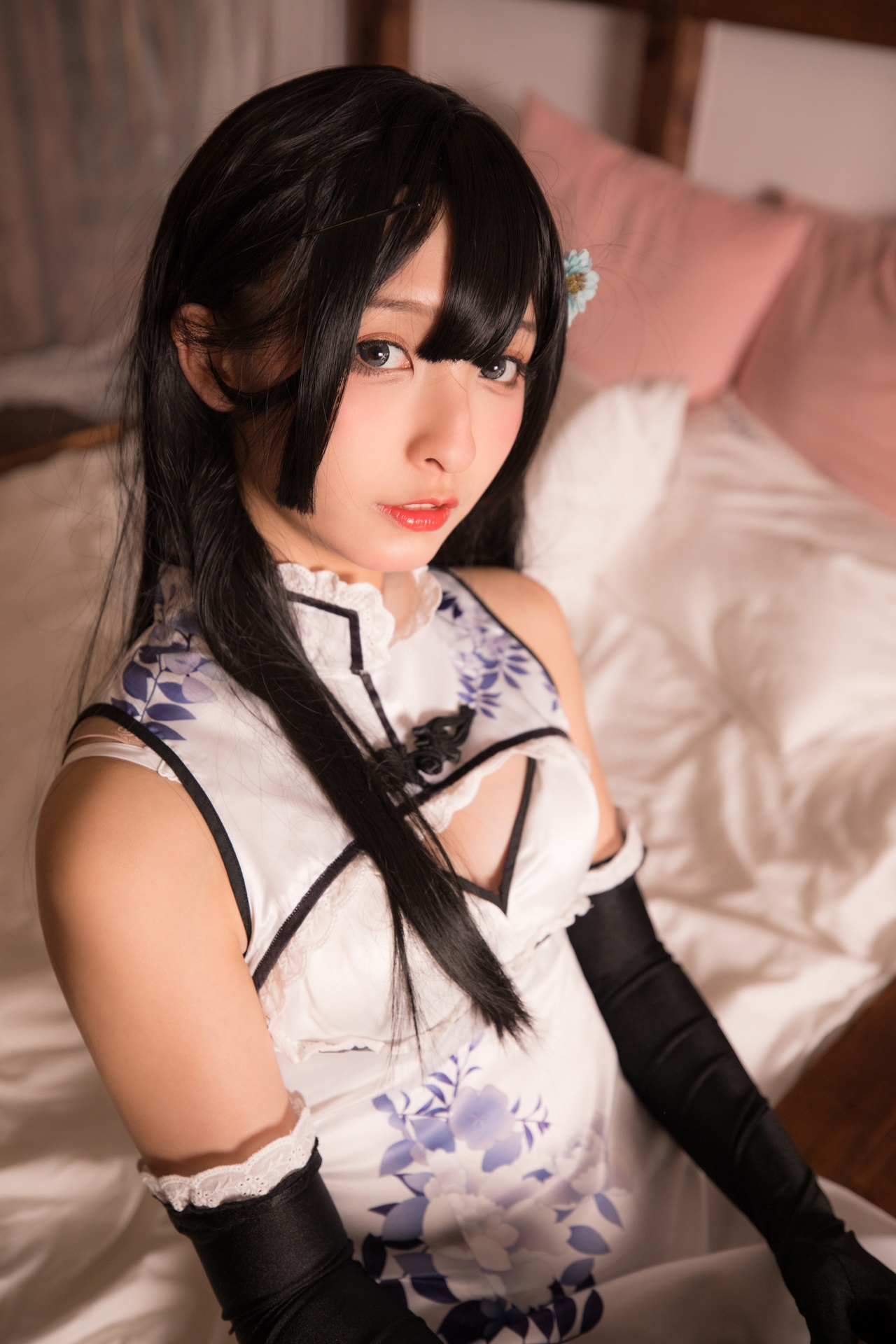 妩媚加身神楽坂真冬御姐儿艳娘幻梦谭系列瓶儿Cosplay 好看的黑色长发超短裙青花旗袍绝绝子肉丝修长美腿纯欲妹子