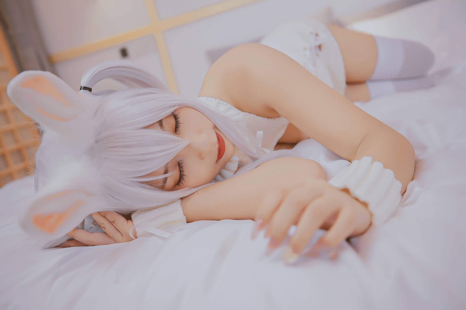 次元少女神楽坂真冬危険な耳兔娘Cosplay系列写真 好看的纯欲可爱软萌系软妹子白丝袜美腿小仙女