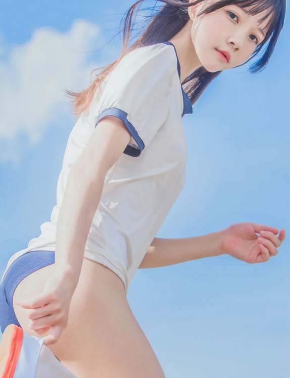 双马尾学生运动制服白丝美少女写真 极品美女私密写真图片