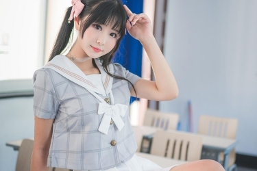 双马尾辫美女萝莉学生制服白丝美腿图片 极品美女私密写真图片