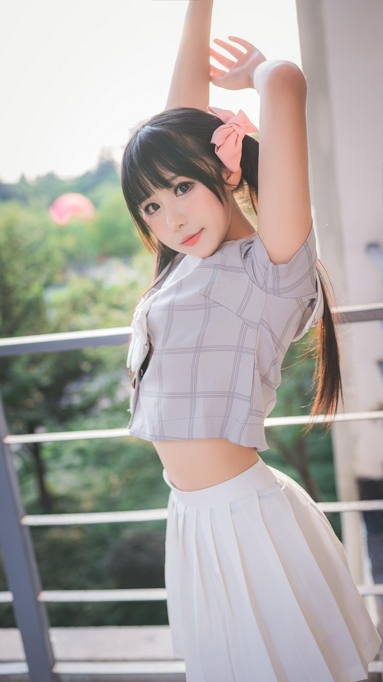 双马尾辫美女萝莉学生制服白丝美腿图片 极品美女私密写真图片