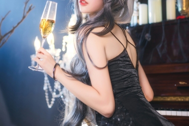 周叽是可爱兔兔美女艺术写真整套完整版图集合集打包下载7套3V 164P 2.09GB『S-XL280』
