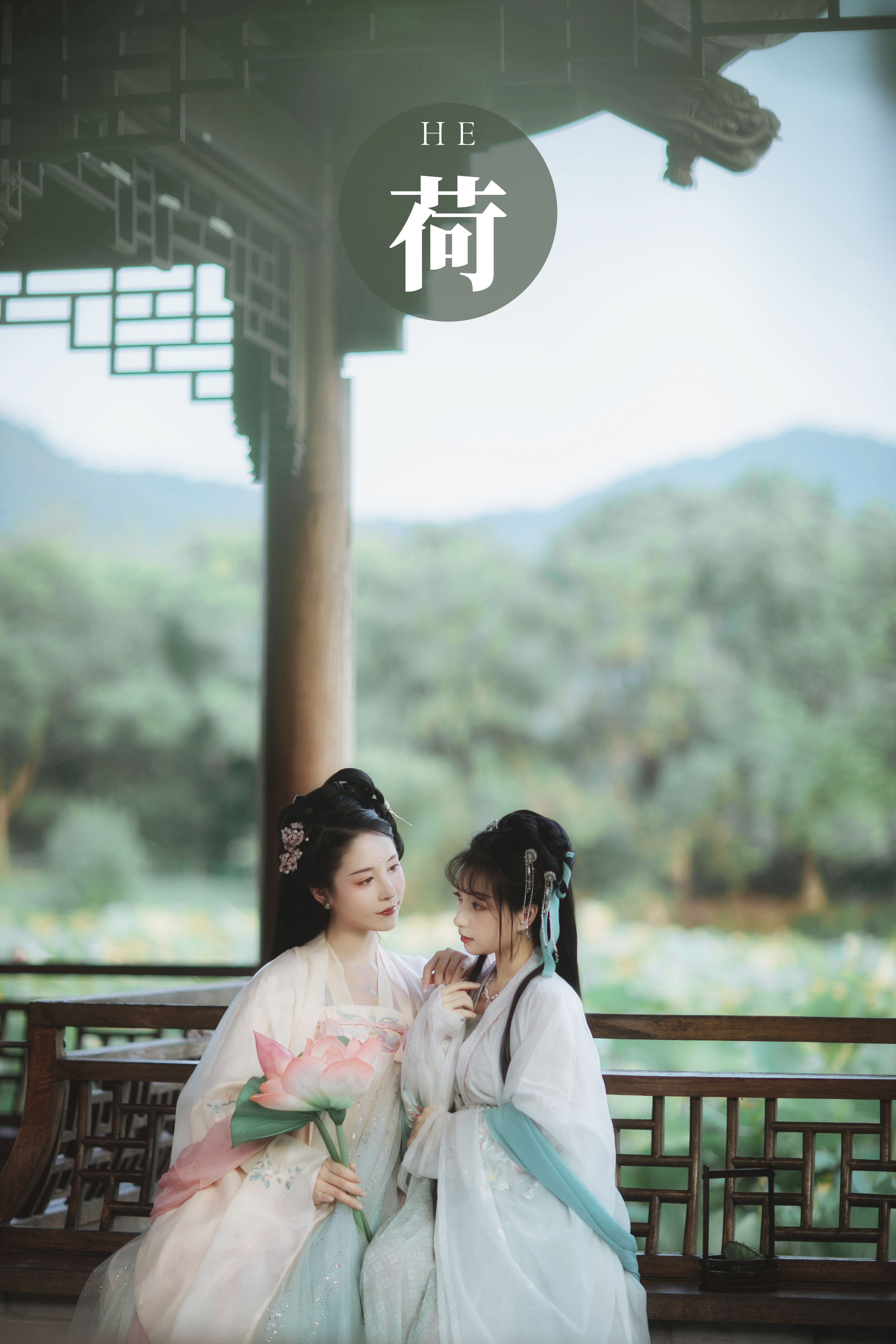 [YiTuYu艺图语] 葵花花花儿&猪系少女日《荷》 好看的4K高清无水印纯欲妹子意境唯美写真完整版图集