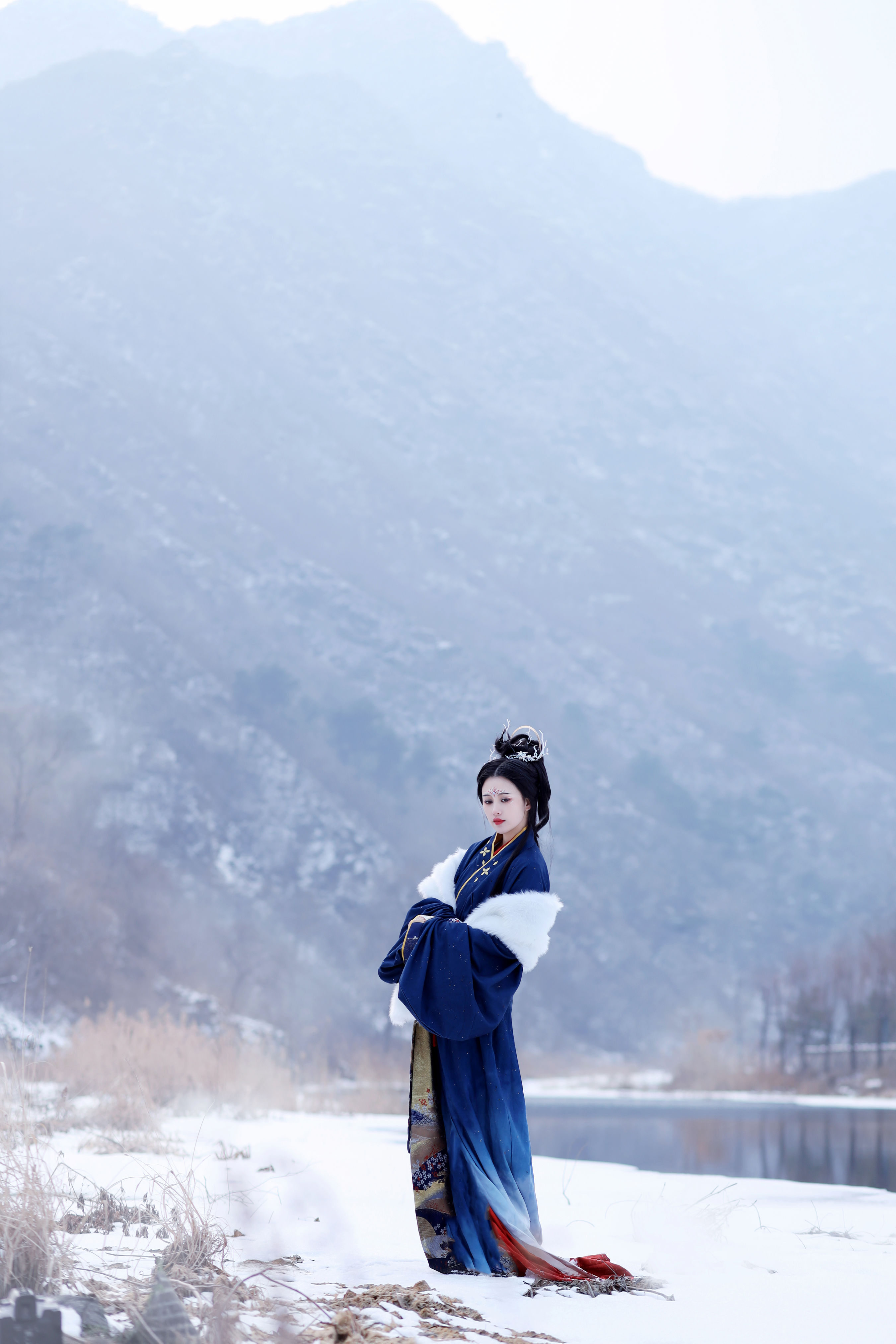 [YiTuYu艺图语] 青霜鹅《雪山山神》 好看的4K高清无水印纯欲妹子意境唯美写真完整版图集