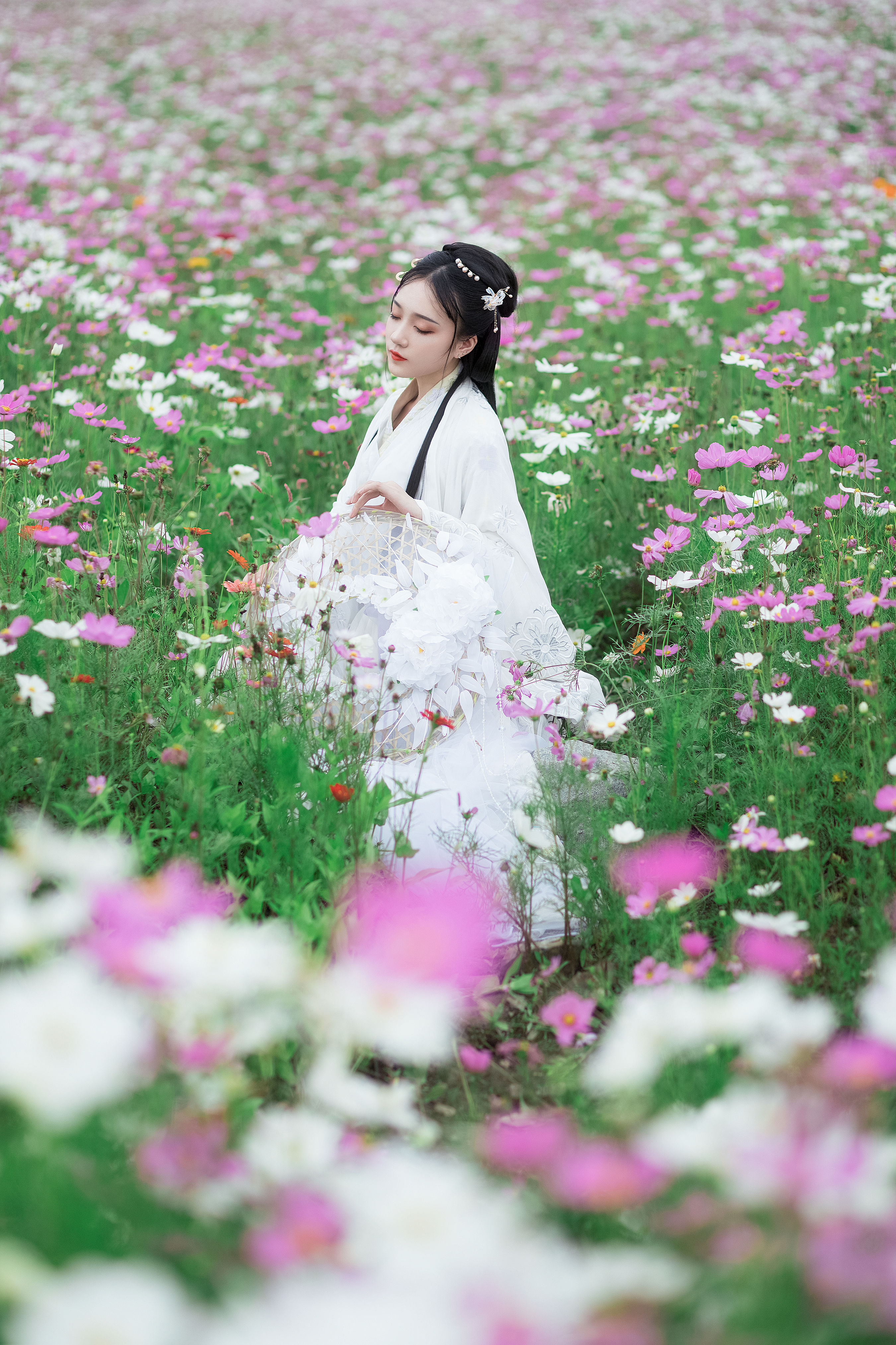 [YiTuYu艺图语] 芋圆圆鹅《山河远阔 人间烟火》 好看的4K高清无水印纯欲妹子意境唯美写真完整版图集