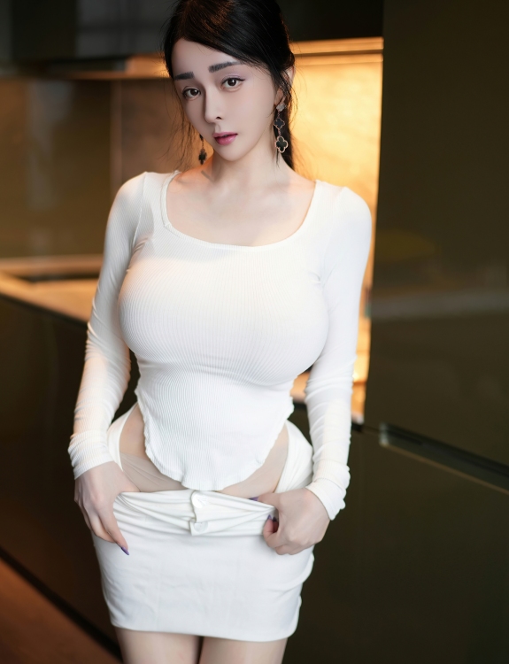 SSS-YOUMI尤蜜荟美女写真图片合集1097-1114期18套10.9GB  1156P『S-XH2065』