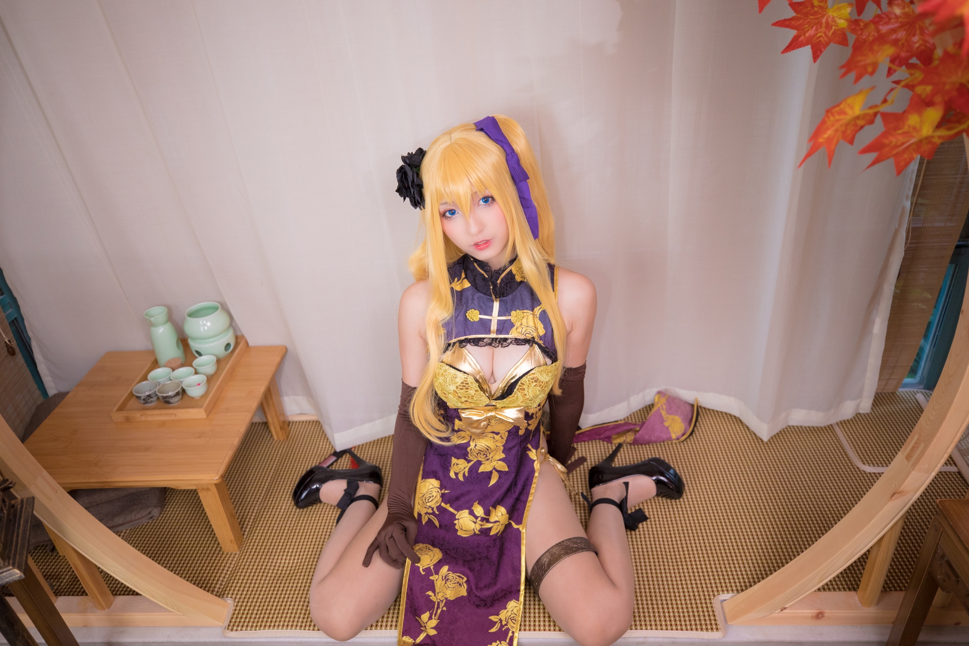 御姐儿神楽坂真冬纯欲小仙女艳娘幻梦谭系列金莲Cosplay 金色长发肉丝修长美腿侧高开旗袍加身美少女