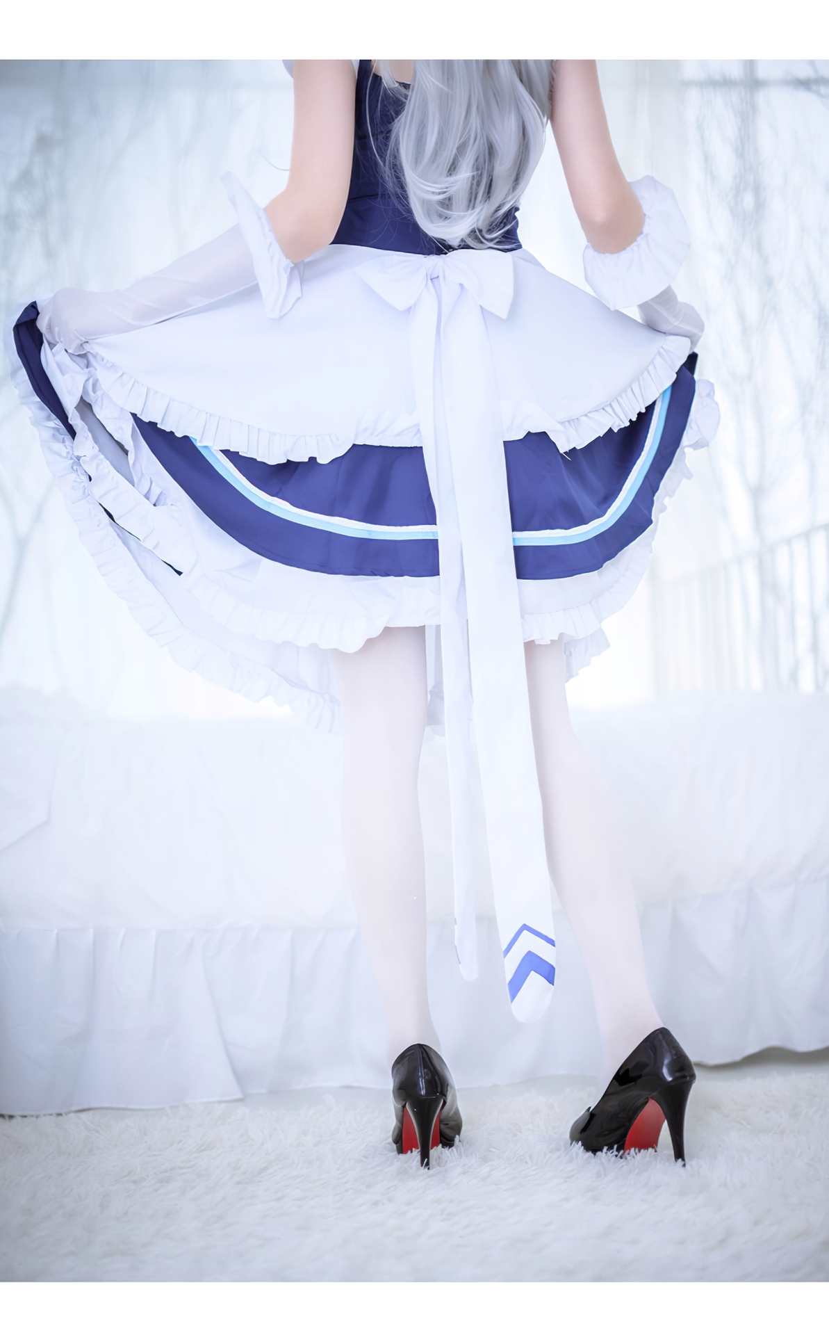 秋楚楚 唯美清新美少女贝尔法斯特女仆Cosplay 气质妹子女仆装白色丝袜美腿写真