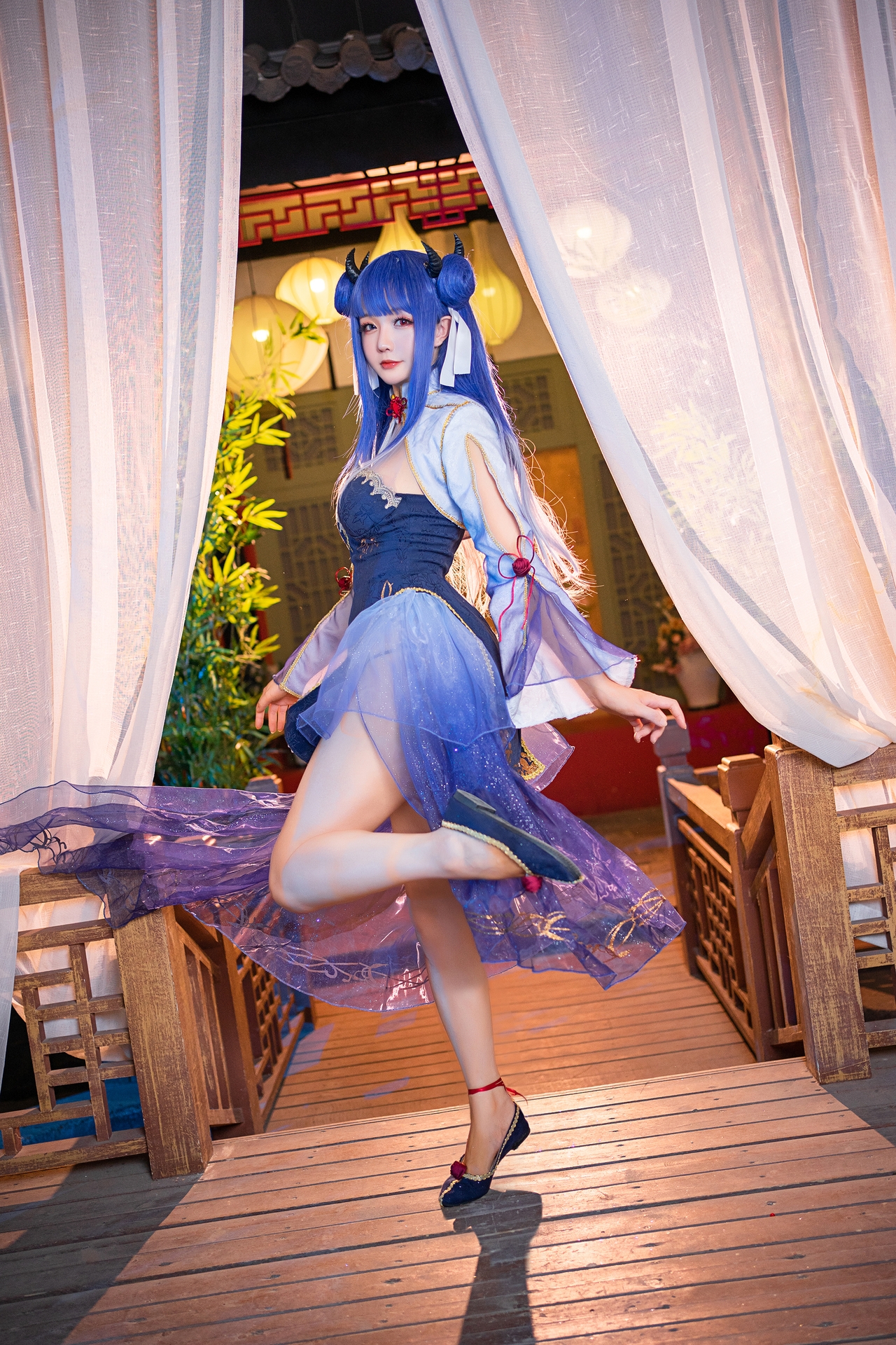 星之迟迟唯美清新美少女伊吹Cosplay 气质妹子古风紫纱旗袍写真照