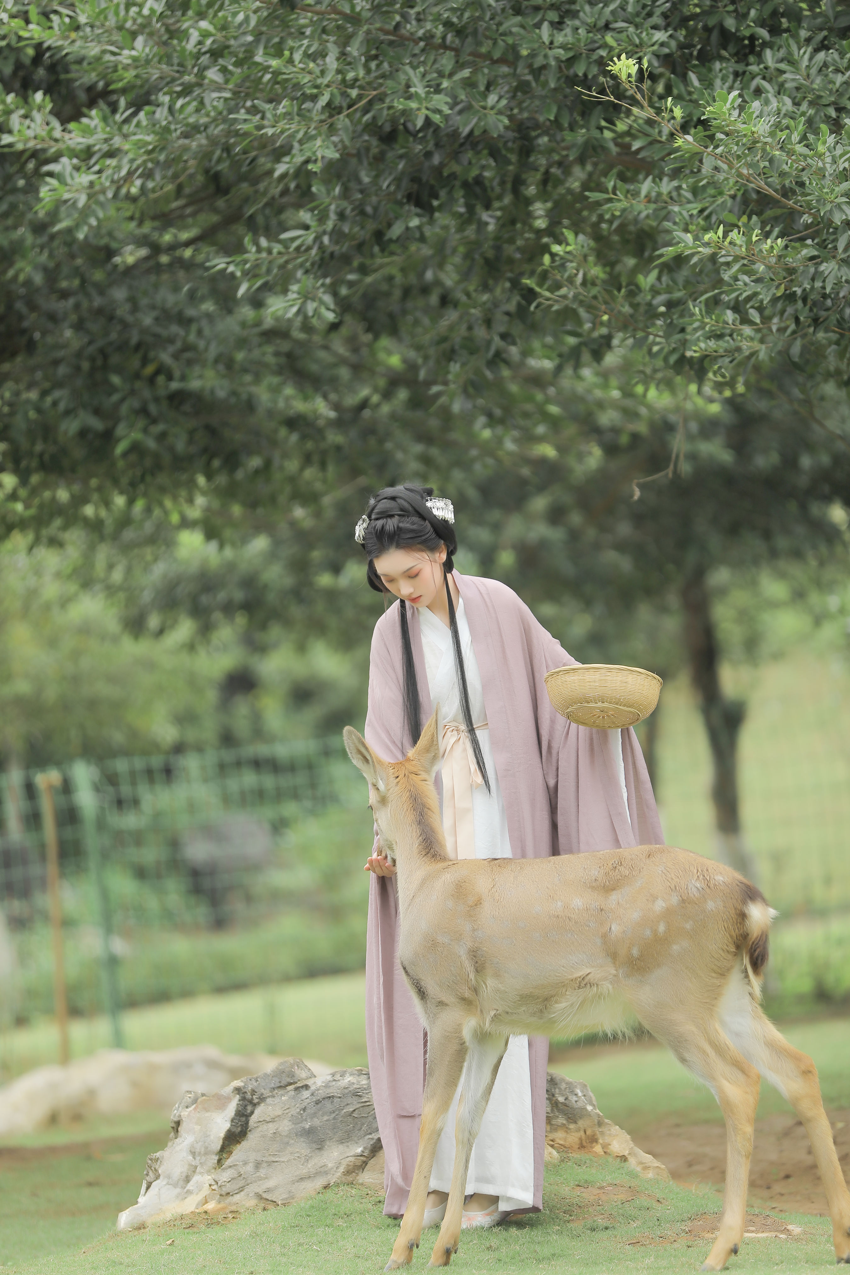 [YiTuYu艺图语] 芝芝琪 春风十里 好看的4K高清无水印纯欲意境唯美写真图集