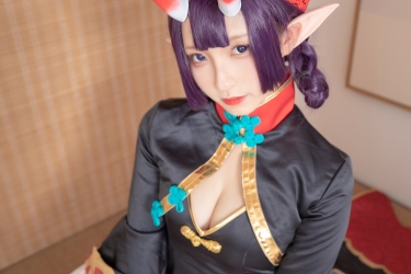 神楽坂真冬美少女果実の酒気果脚酒吞Cosplay 好看的可爱软萌系软妹子僵尸超短裙修长大白腿一符定你心