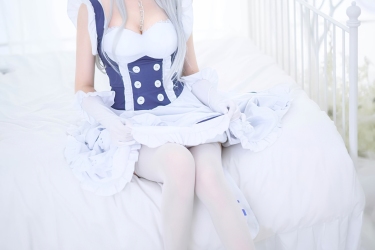 秋楚楚 唯美清新美少女贝尔法斯特女仆Cosplay 气质妹子女仆装白色丝袜美腿写真