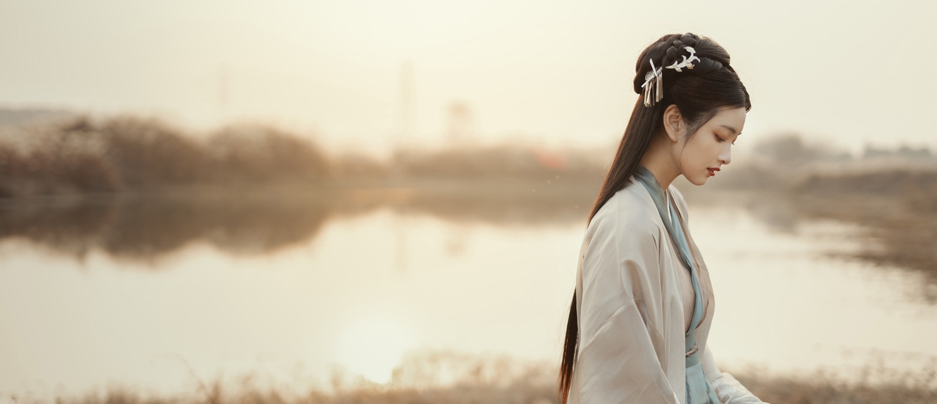 绘心_Aries 唯美清新美少女写真图 气质美女妹子古风汉服文化古韵照