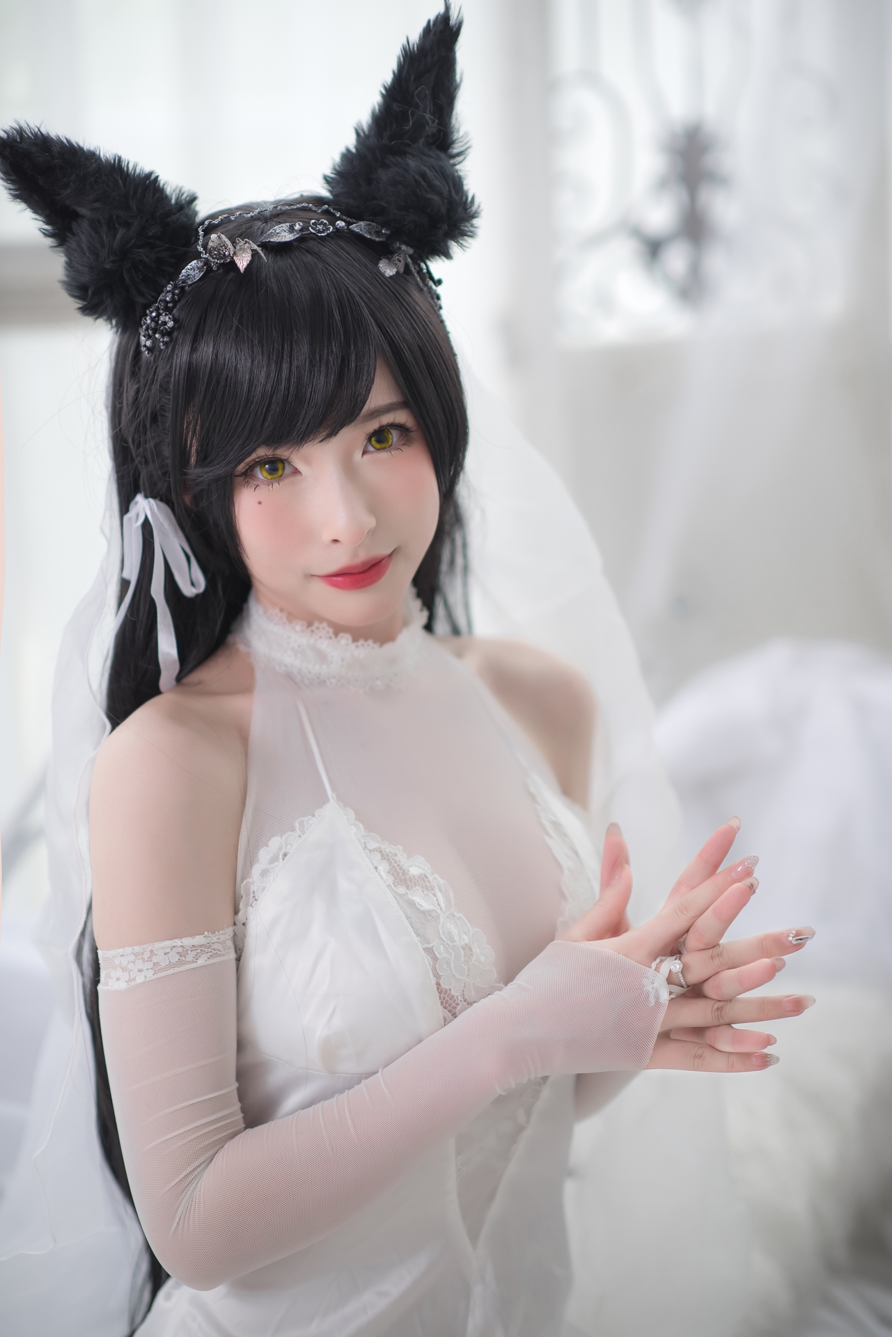 气质妹子清水由乃爱宕婚纱Cosplay 唯美清新美少女白色连衣裙黑耳朵白丝婚纱美腿诱惑美女图