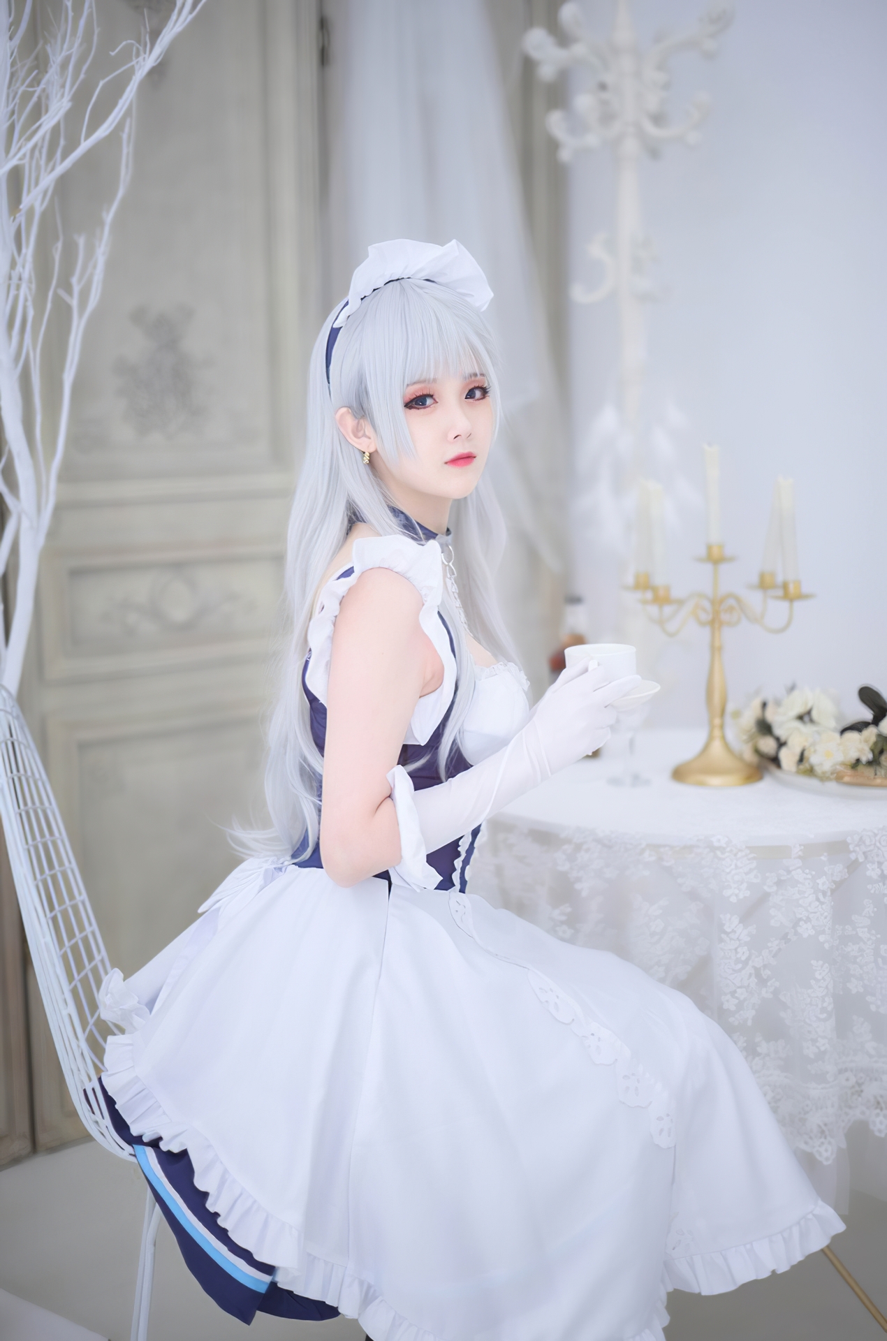 秋楚楚 唯美清新美少女贝尔法斯特女仆Cosplay 气质妹子女仆装白色丝袜美腿写真