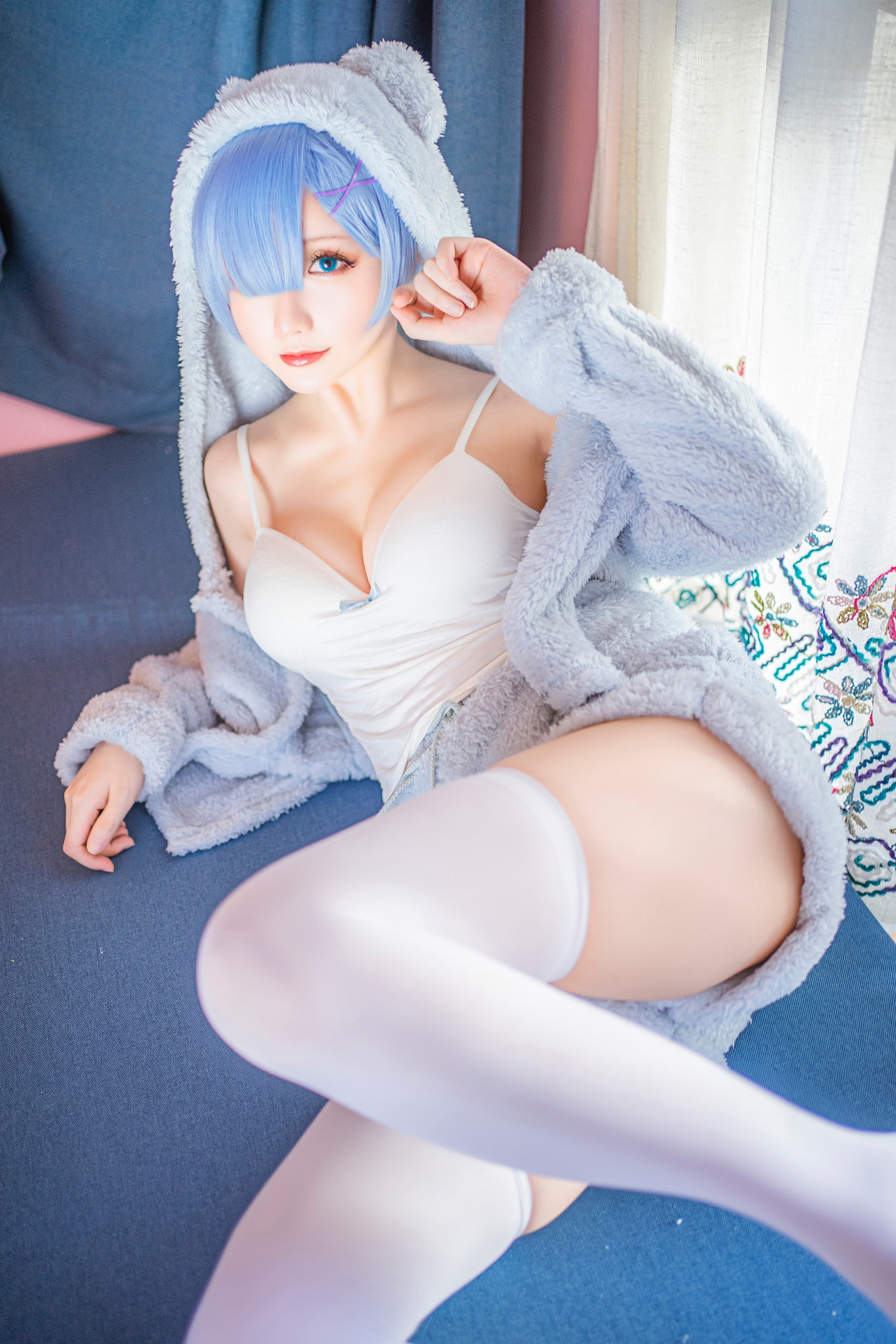 星之迟迟 气质美女蕾姆猫娘睡衣Cosplay 猫耳衣蓝色短发妹子白色丝袜美腿诱惑写真