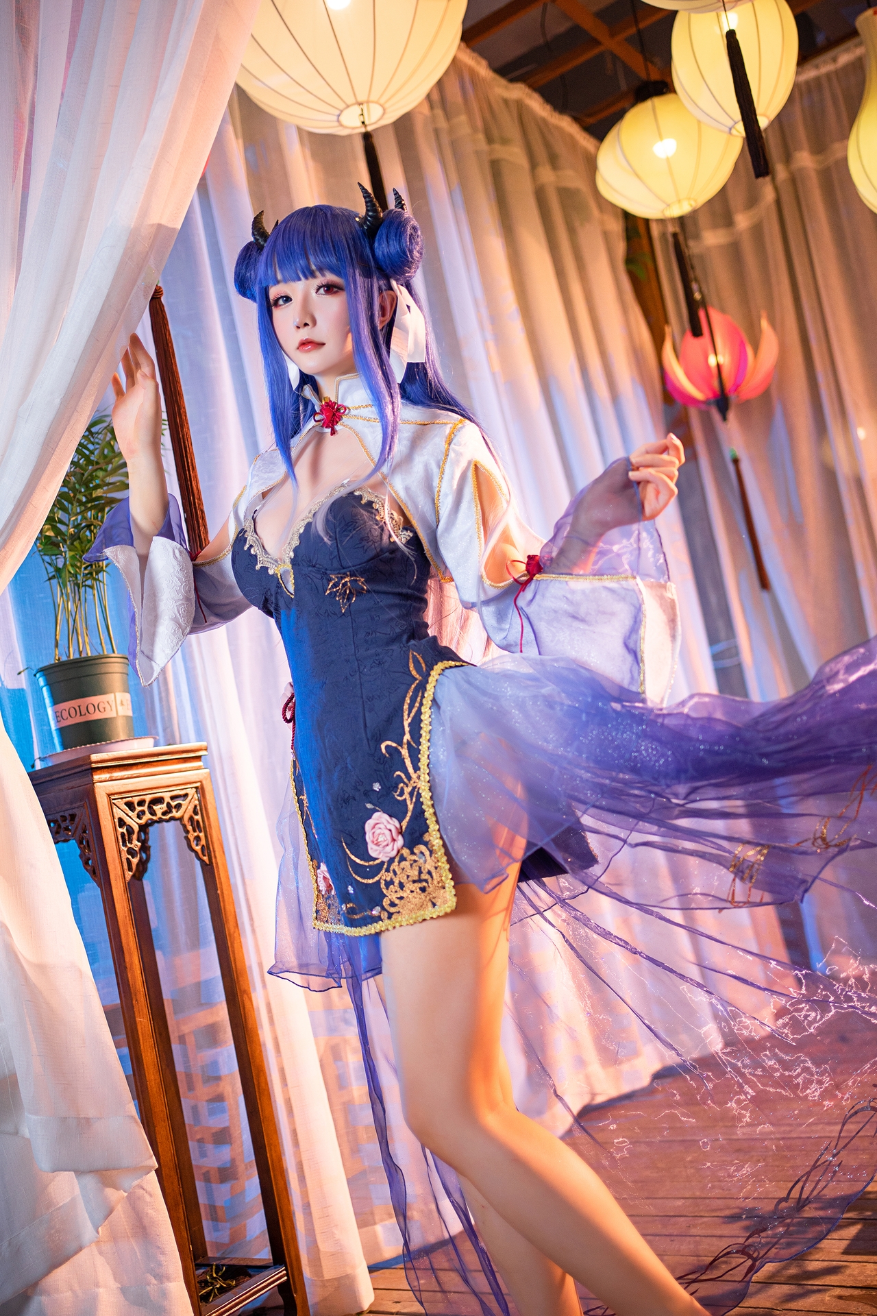 星之迟迟唯美清新美少女伊吹Cosplay 气质妹子古风紫纱旗袍写真照