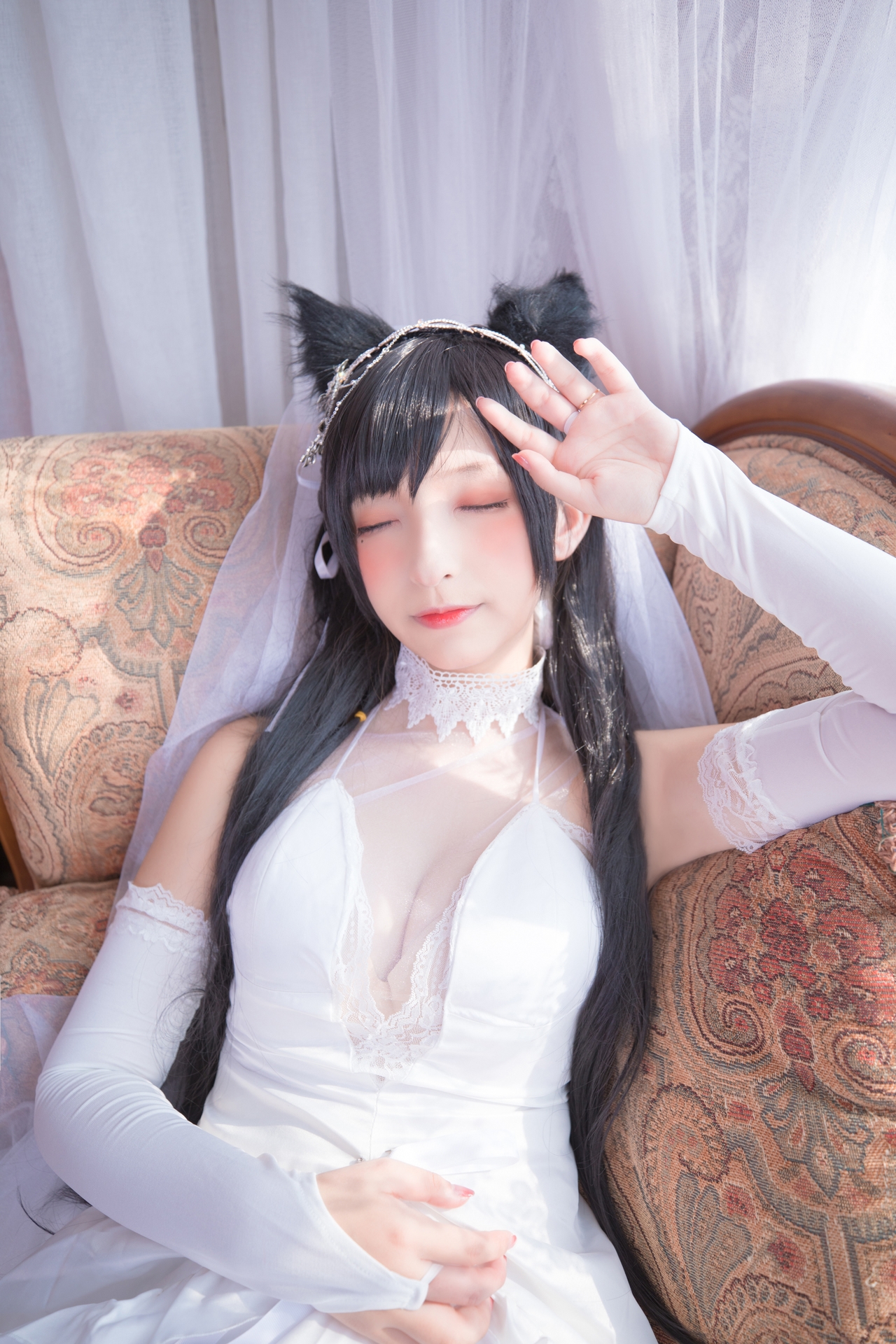 次元美少女神楽坂真冬极品Cosplay明日の花嫁写真 好看的纯欲可爱软萌系软妹子为你穿上类白色婚纱腿控白丝袜领域小仙女