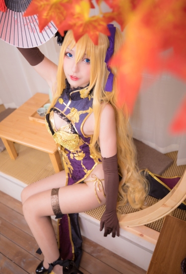 御姐儿神楽坂真冬纯欲小仙女艳娘幻梦谭系列金莲Cosplay 金色长发肉丝修长美腿侧高开旗袍加身美少女