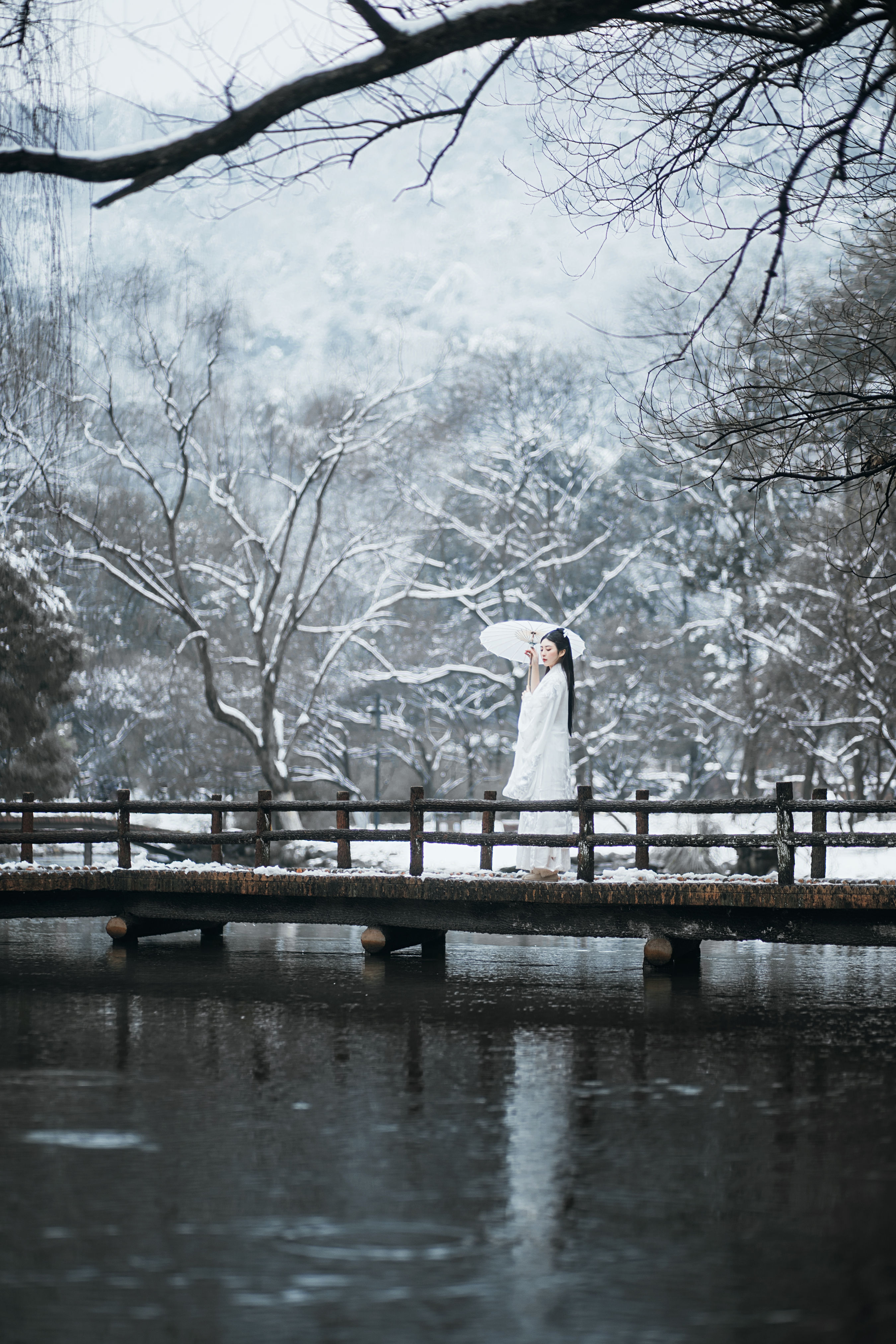 [YiTuYu艺图语] 雨琪 雪女 好看的4K高清无水印纯欲意境唯美写真图集