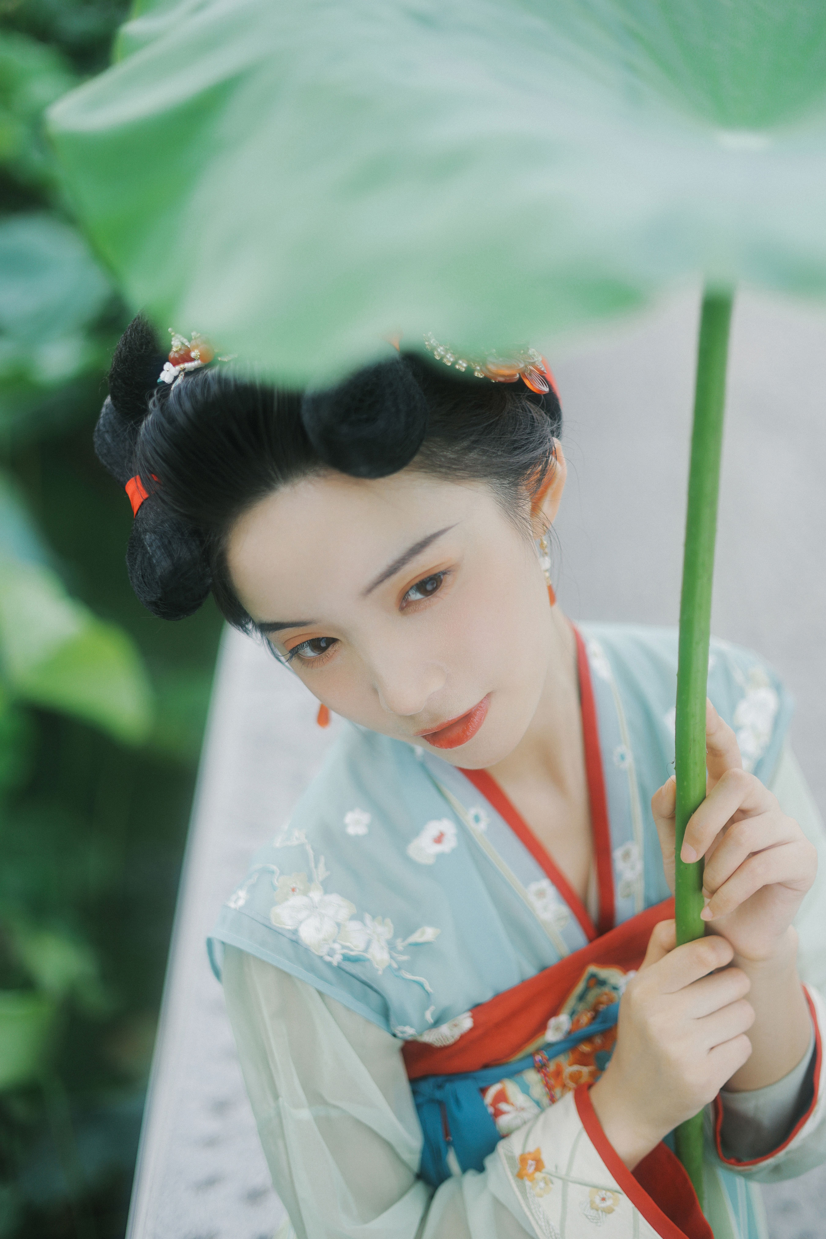 [YiTuYu艺图语] 一只阿梦崽 夏荷 好看的4K高清无水印纯欲意境唯美写真图集