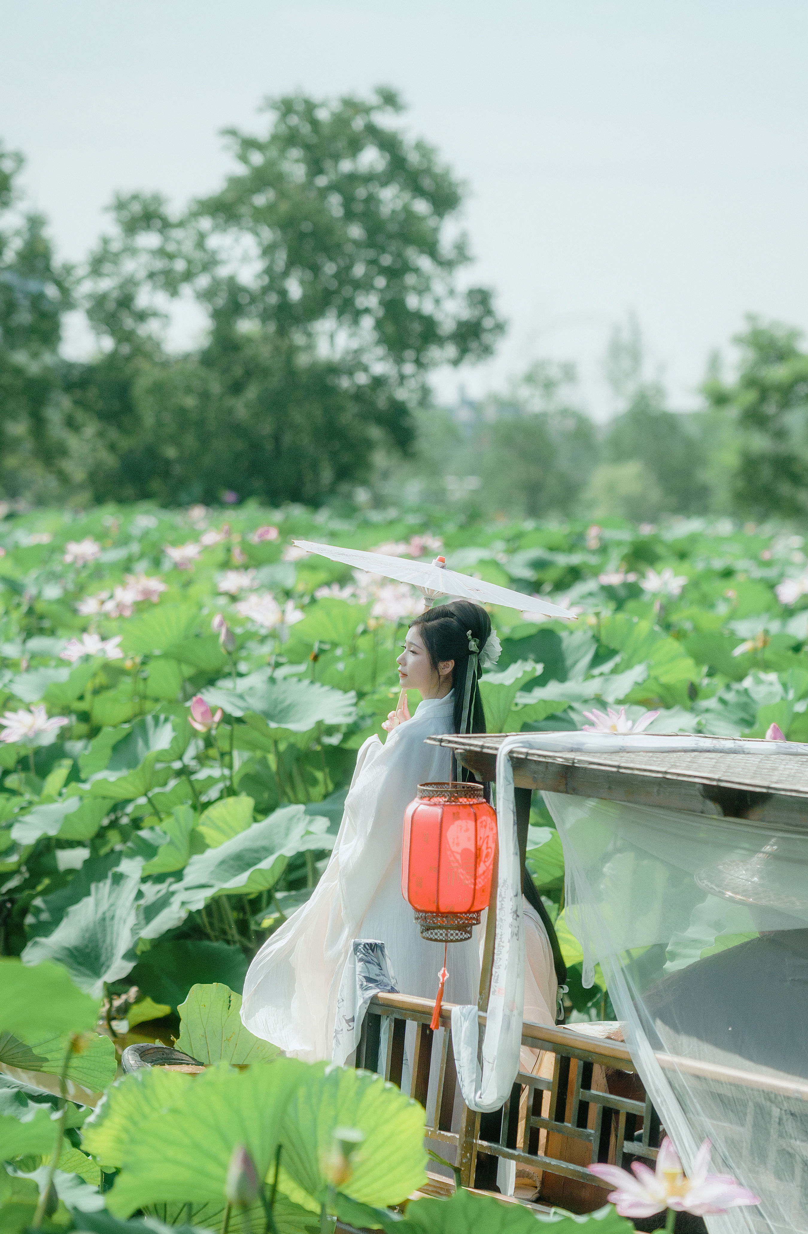 [YiTuYu艺图语] 墨墨 花开盛夏 好看的4K高清无水印纯欲意境唯美写真图集