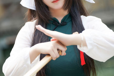 同人画师：药指 Cosplay