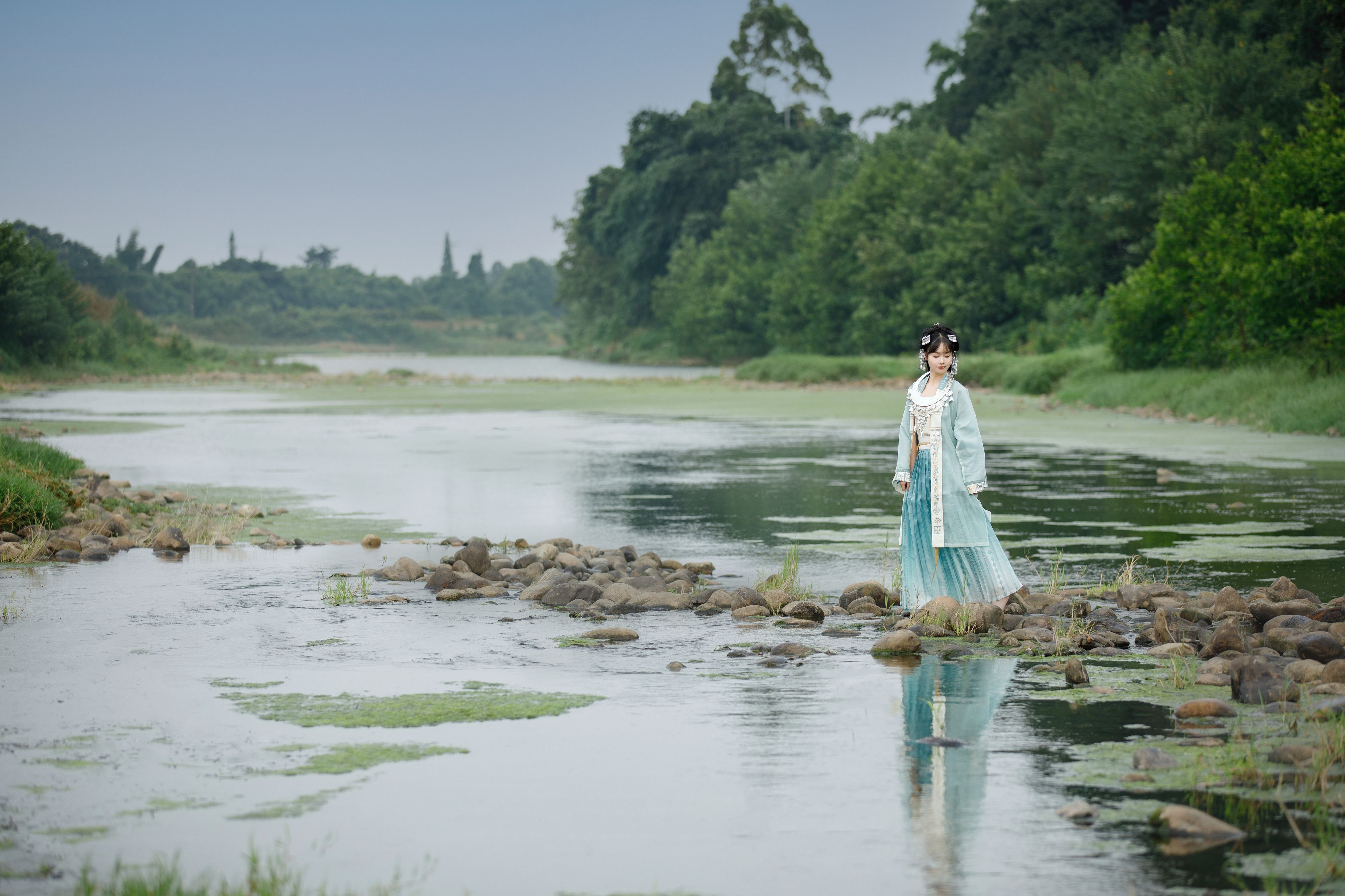 苗疆少女 小溪流水 民族风 少女 写真集