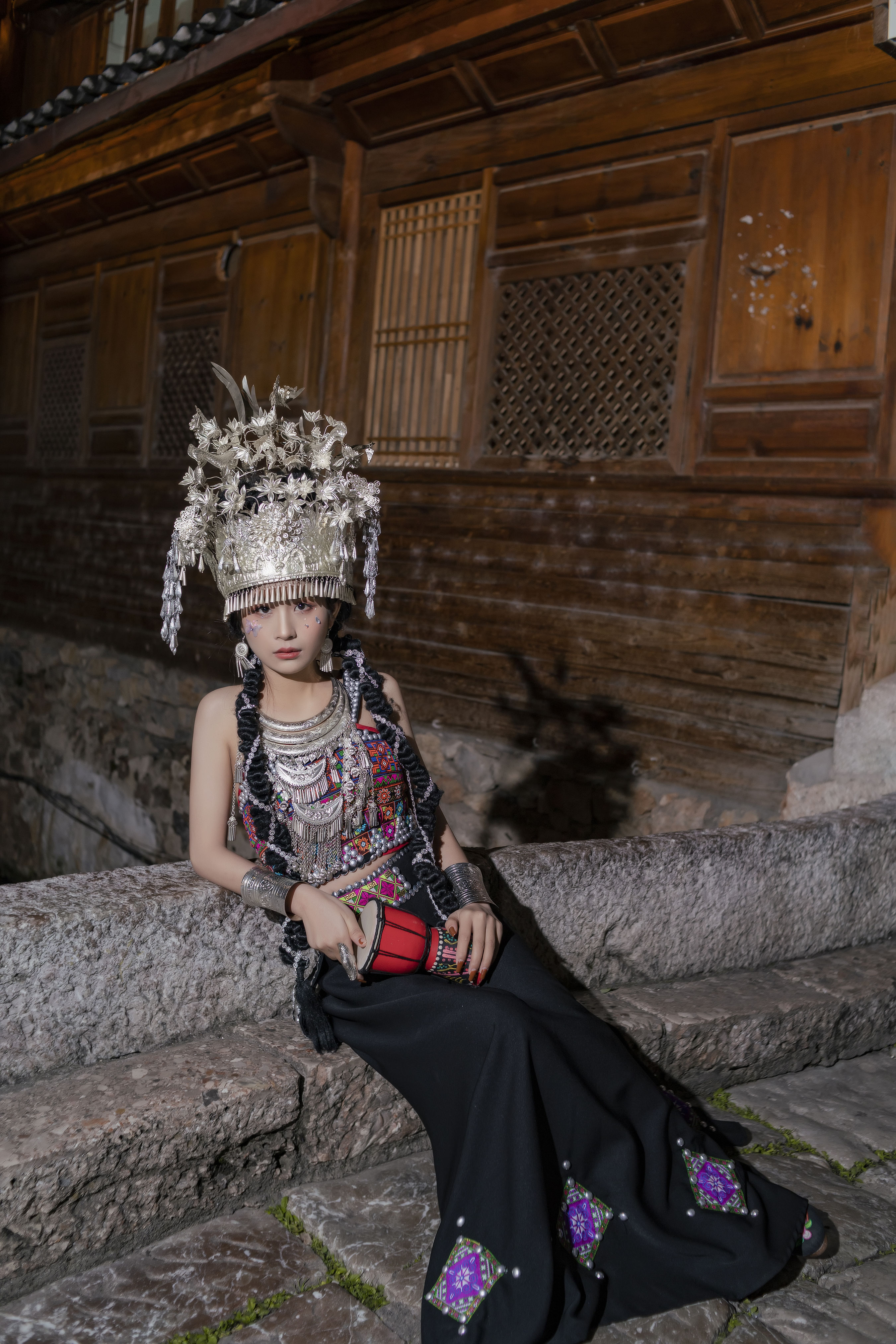 苗哈小可爱 街拍 漂亮 夜景人像 写真集 民族风 少女