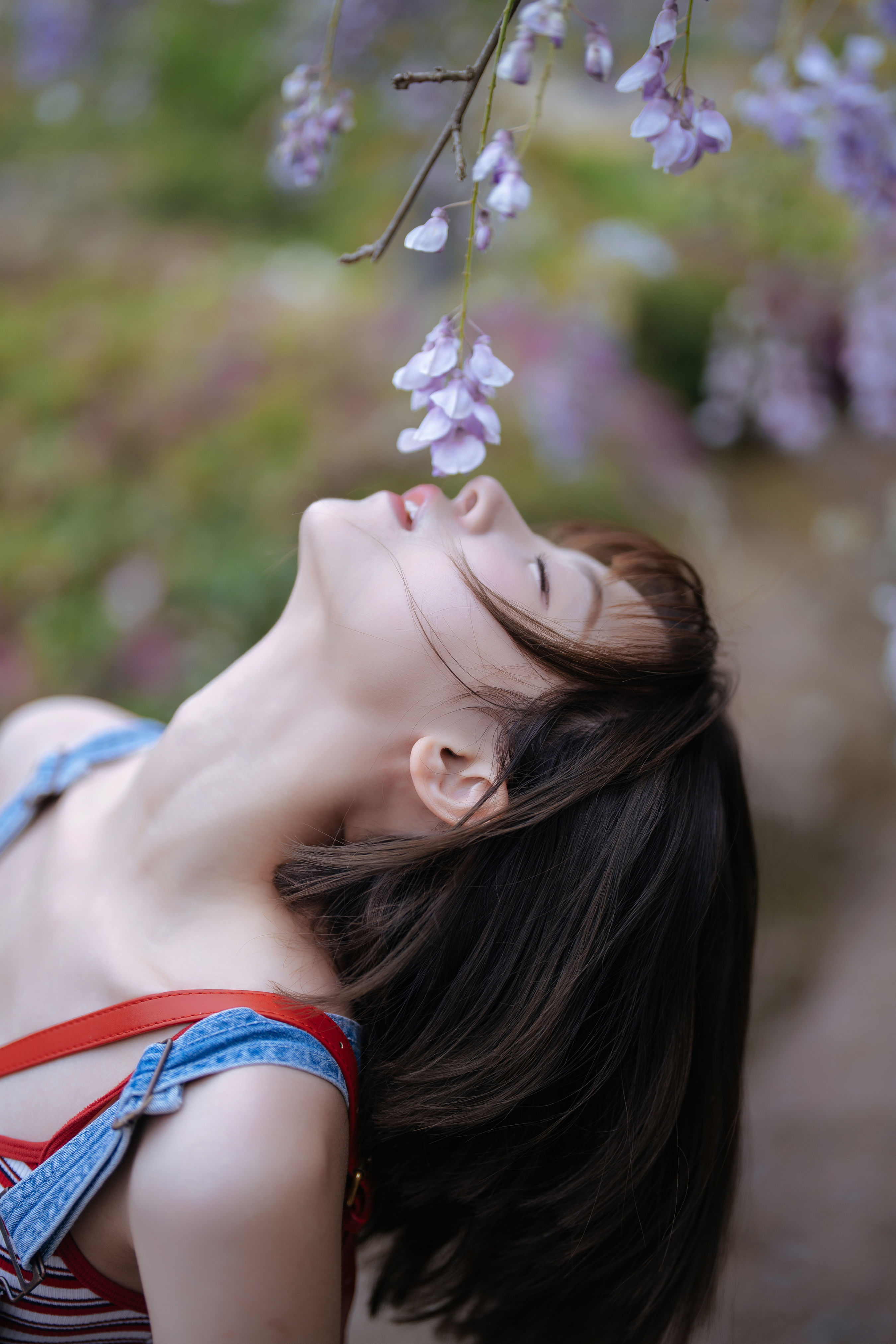 紫藤花开，日系甜妹 日系 清纯 可爱 妹子 花 写真