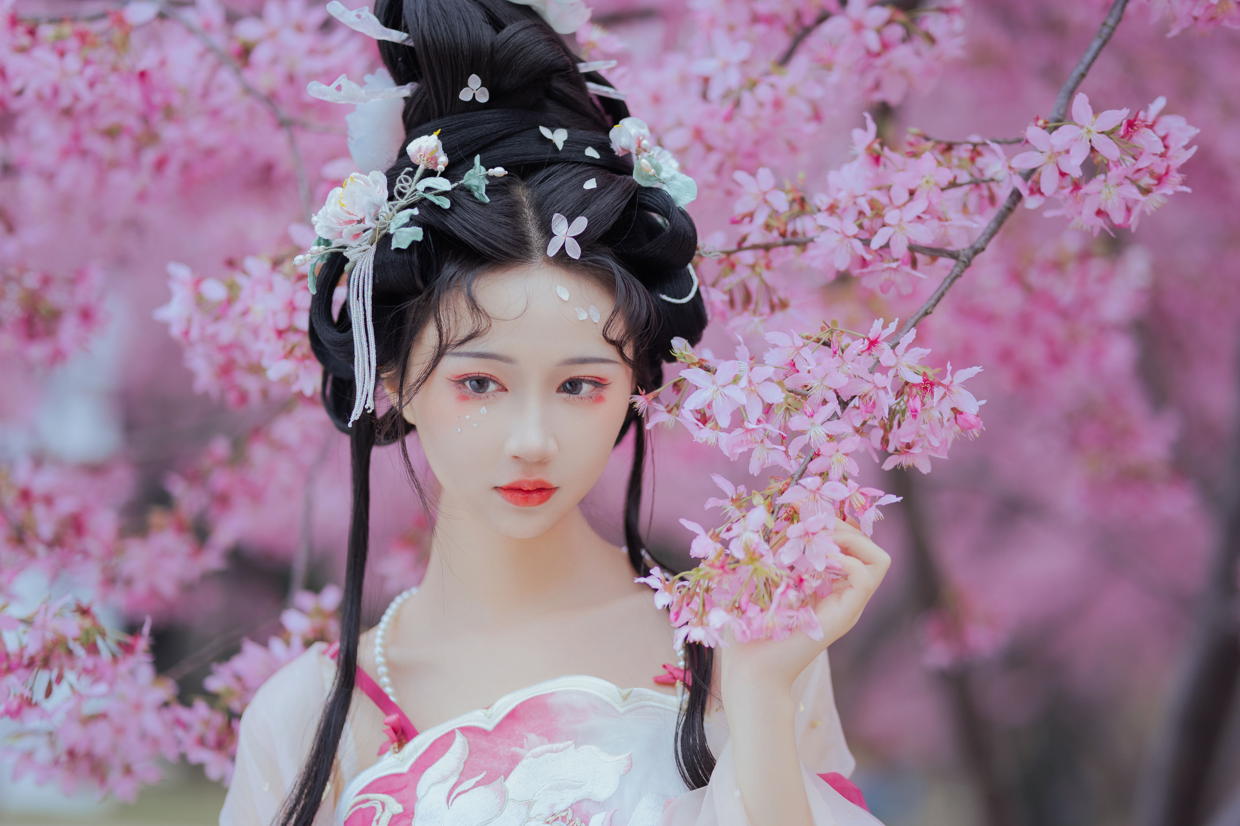 花间栩栩 花 少女 汉服 古装 写真 春天