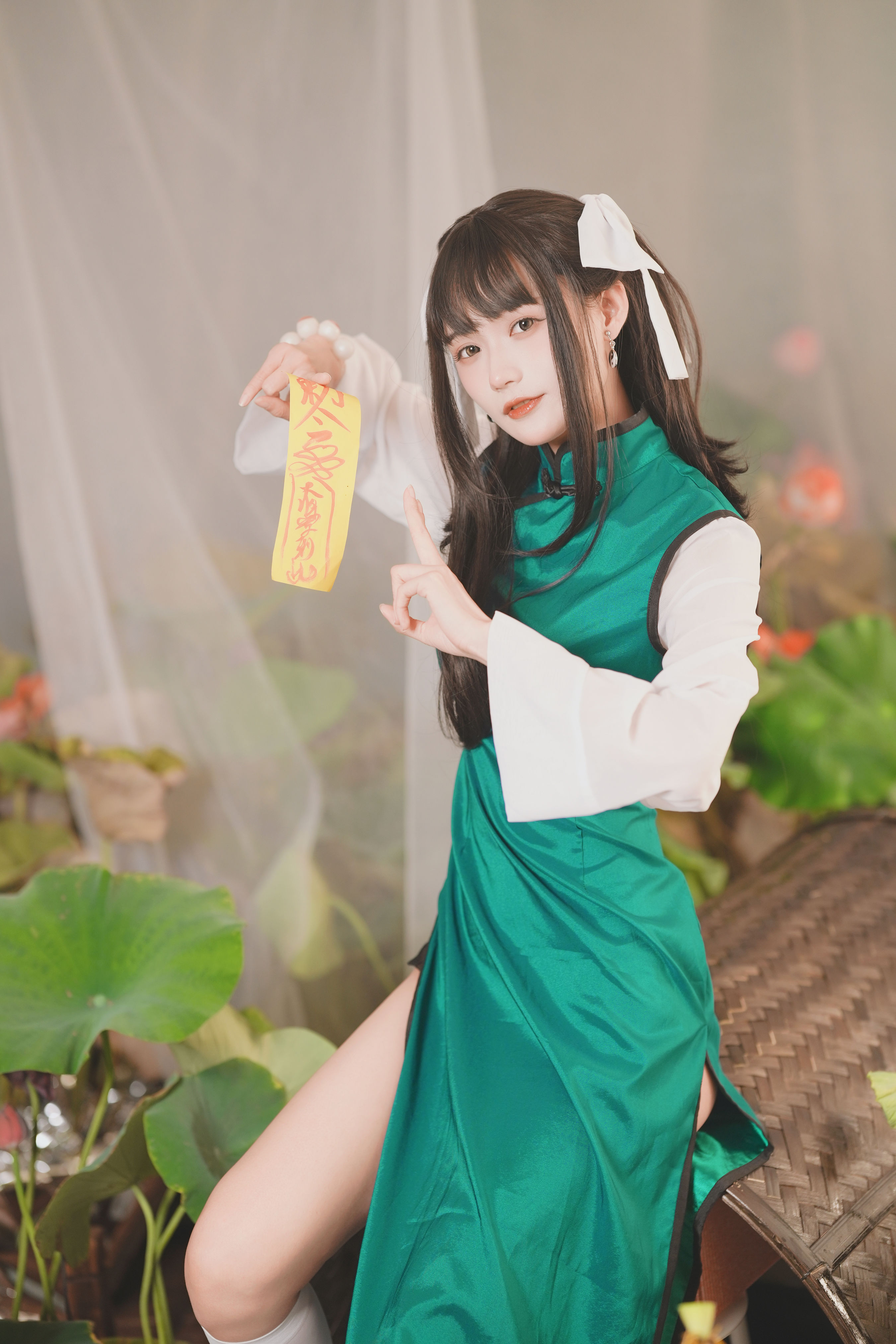 药指小道士 Cosplay 二次元 旗袍 美少女 妹子 可爱