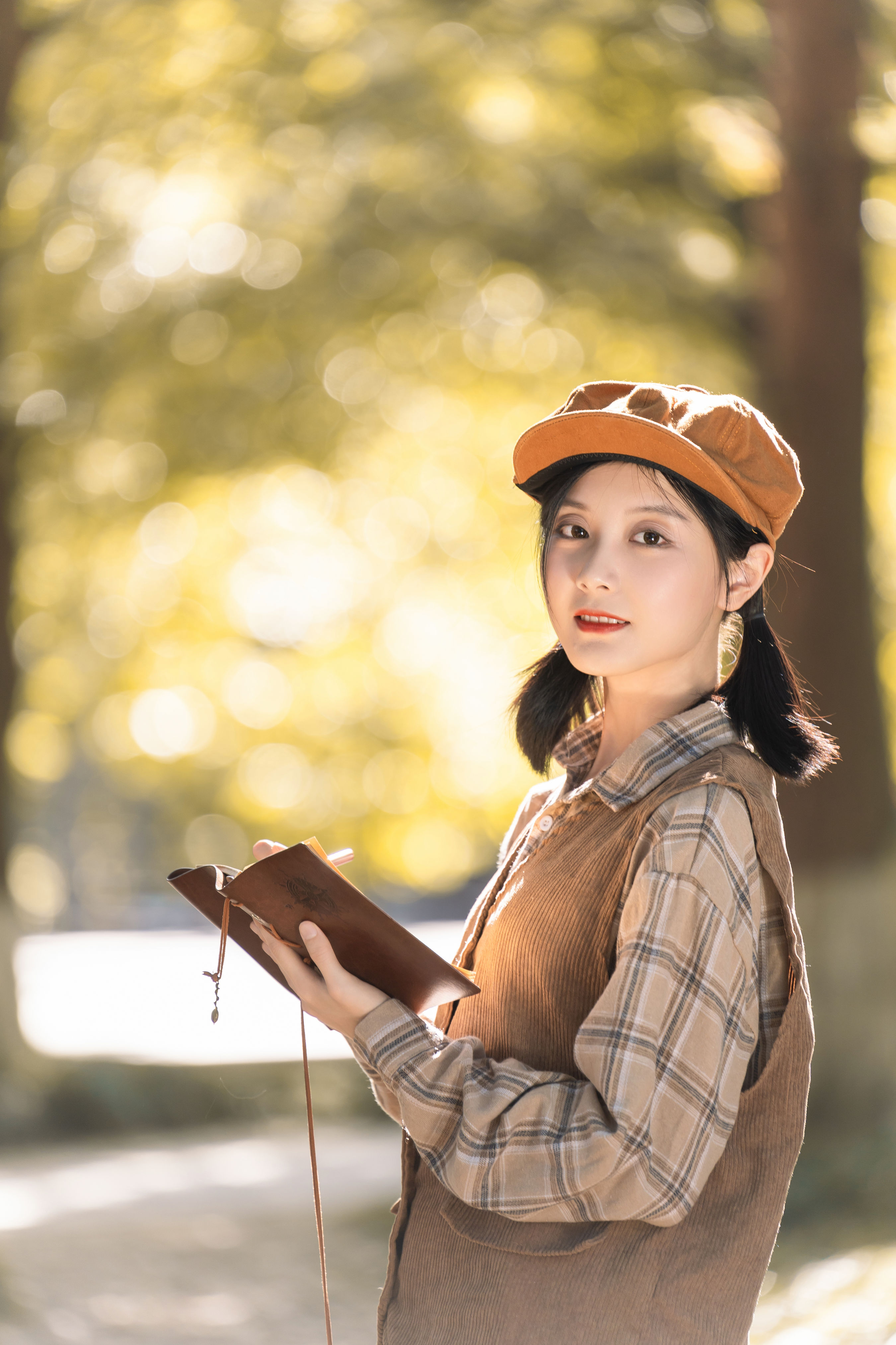 漫步秋天 秋天 文艺 女生 复古 怀旧