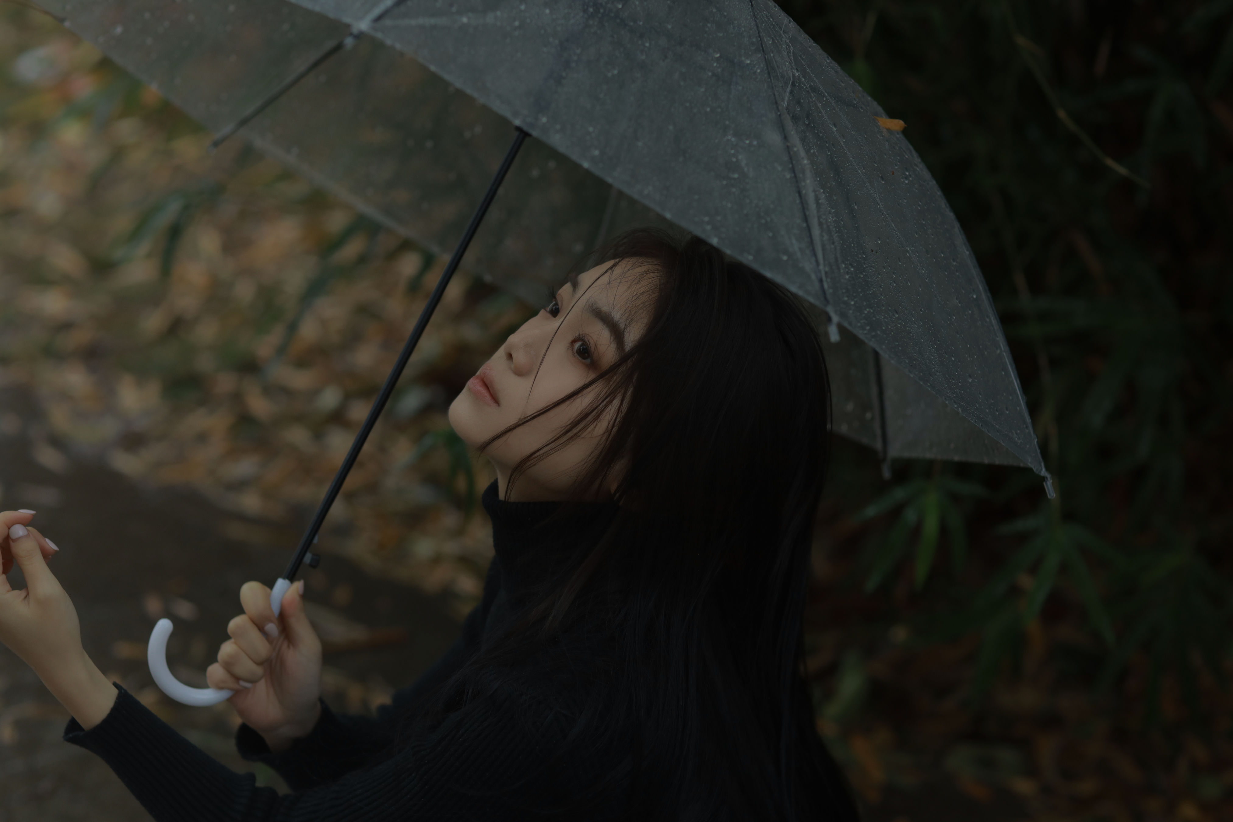 3月的阴天 下雨天 小姐姐 精美 伤感 美女