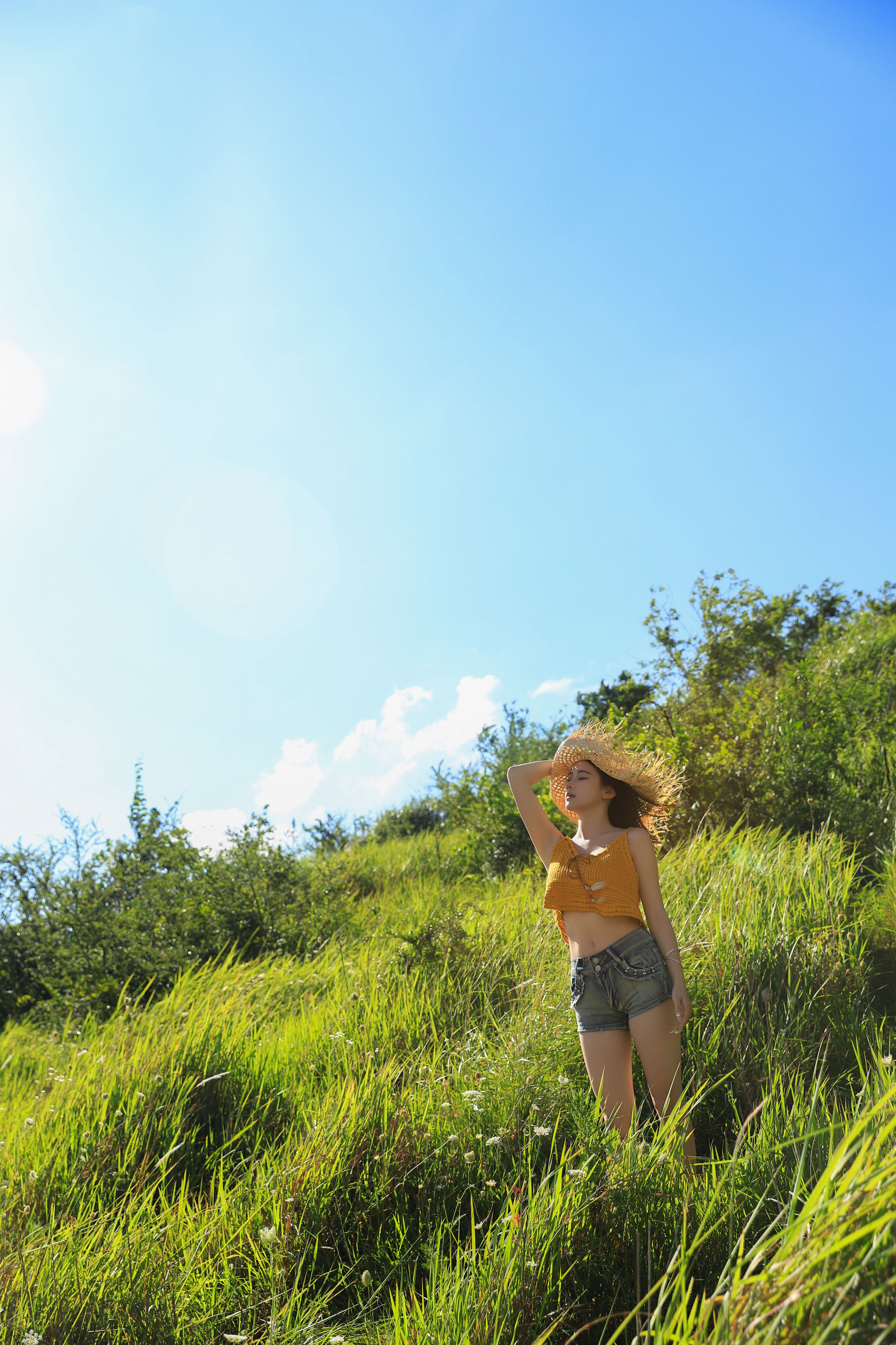 热烈的夏日主题：盛夏炎炎，激情炽热！